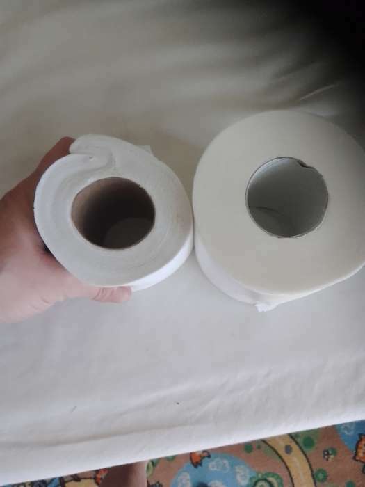 Фотография покупателя товара Туалетная бумага "Лилия", 2 слоя, 12 рулонов - Фото 3
