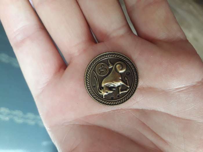 Фотография покупателя товара Монета знак зодиака «Козерог», d=2,5 см - Фото 3