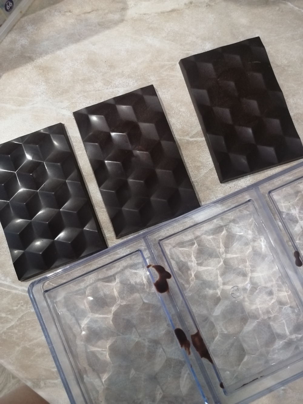 Фотография покупателя товара Форма для шоколада KONFINETTA «Плитка шоколада», 33×16,5×2,5 см, 3 ячейки (7,5×11,3 см) - Фото 7