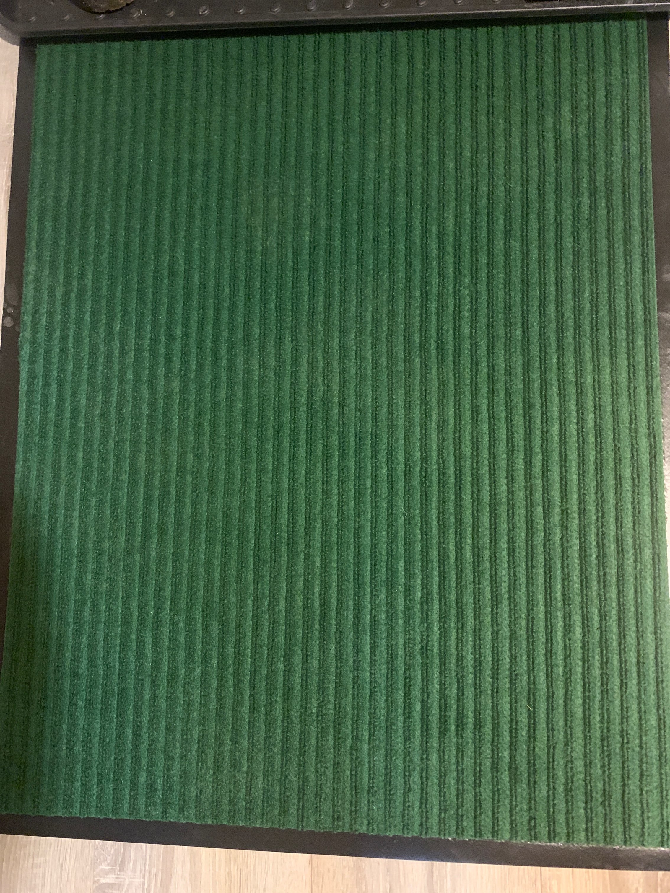 Фотография покупателя товара Коврик придверный влаговпитывающий, ребристый, «Стандарт», 60×90 см, цвет зелёный - Фото 1
