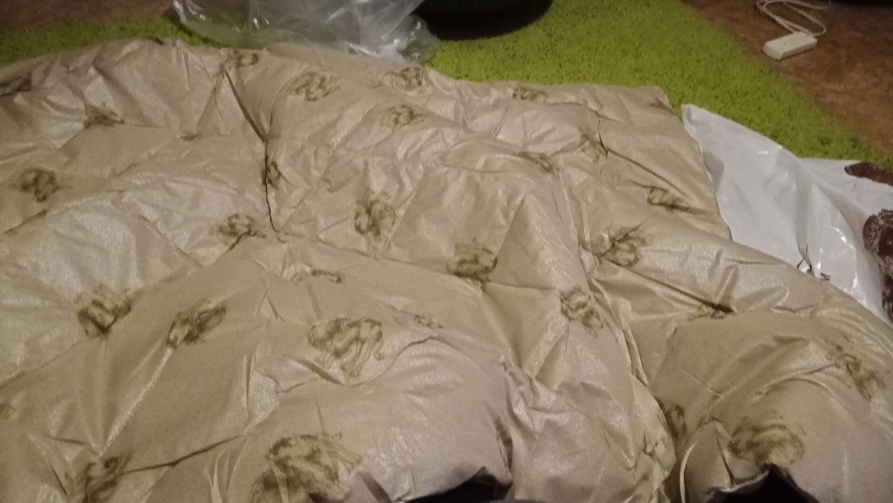 Фотография покупателя товара Одеяло зимнее 140х205 см, шерсть верблюда, ткань глосс-сатин, п/э 100% - Фото 13