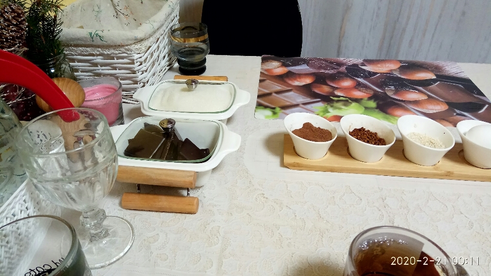 Фотография покупателя товара Набор блюд с крышками 300 мл "Эстет" на подставке, 2 шт - Фото 1