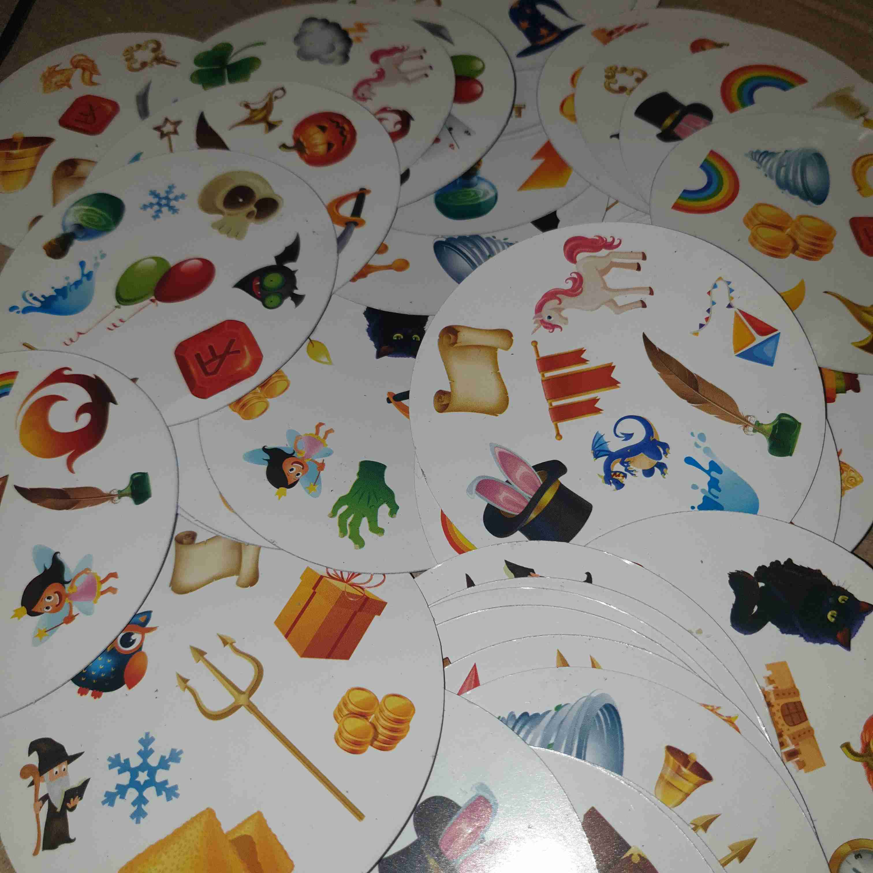 Фотография покупателя товара Новогодняя настольная игра «Новый год:Дуббль. Сказочный», 55 карт, 5+ - Фото 52