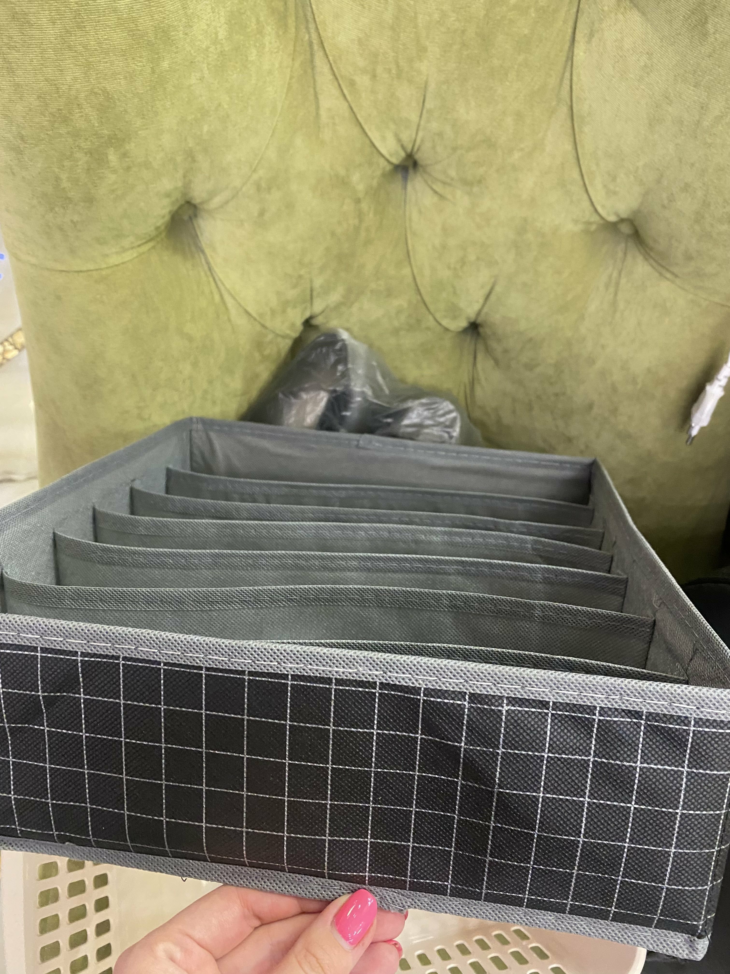 Фотография покупателя товара Органайзер для хранения белья Доляна «Кло», 7 ячеек, 34×30,5×10 см, цвет чёрный