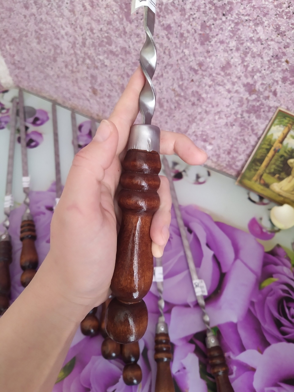 Фотография покупателя товара Шампур узбекский с деревянной ручкой, рабочая длина - 40 см, ширина - 14 мм, толщина - 3 мм - Фото 30