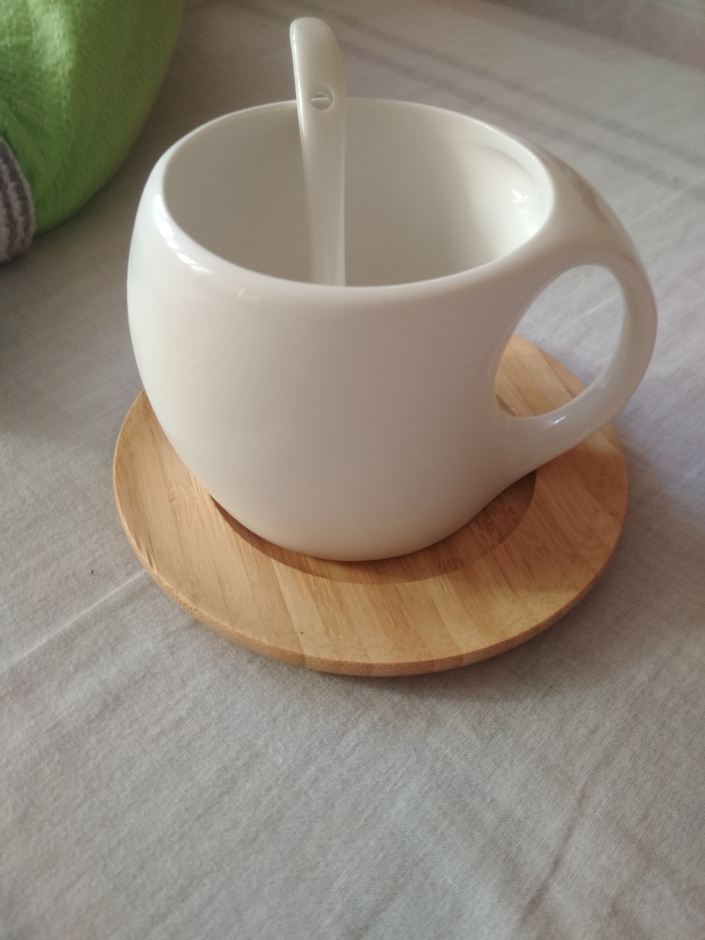 Фотография покупателя товара Чайная пара керамическая с ложкой BellaTenero, 3 предмета: чашка 220 мл, ложка, деревянное блюдце, цвет белый