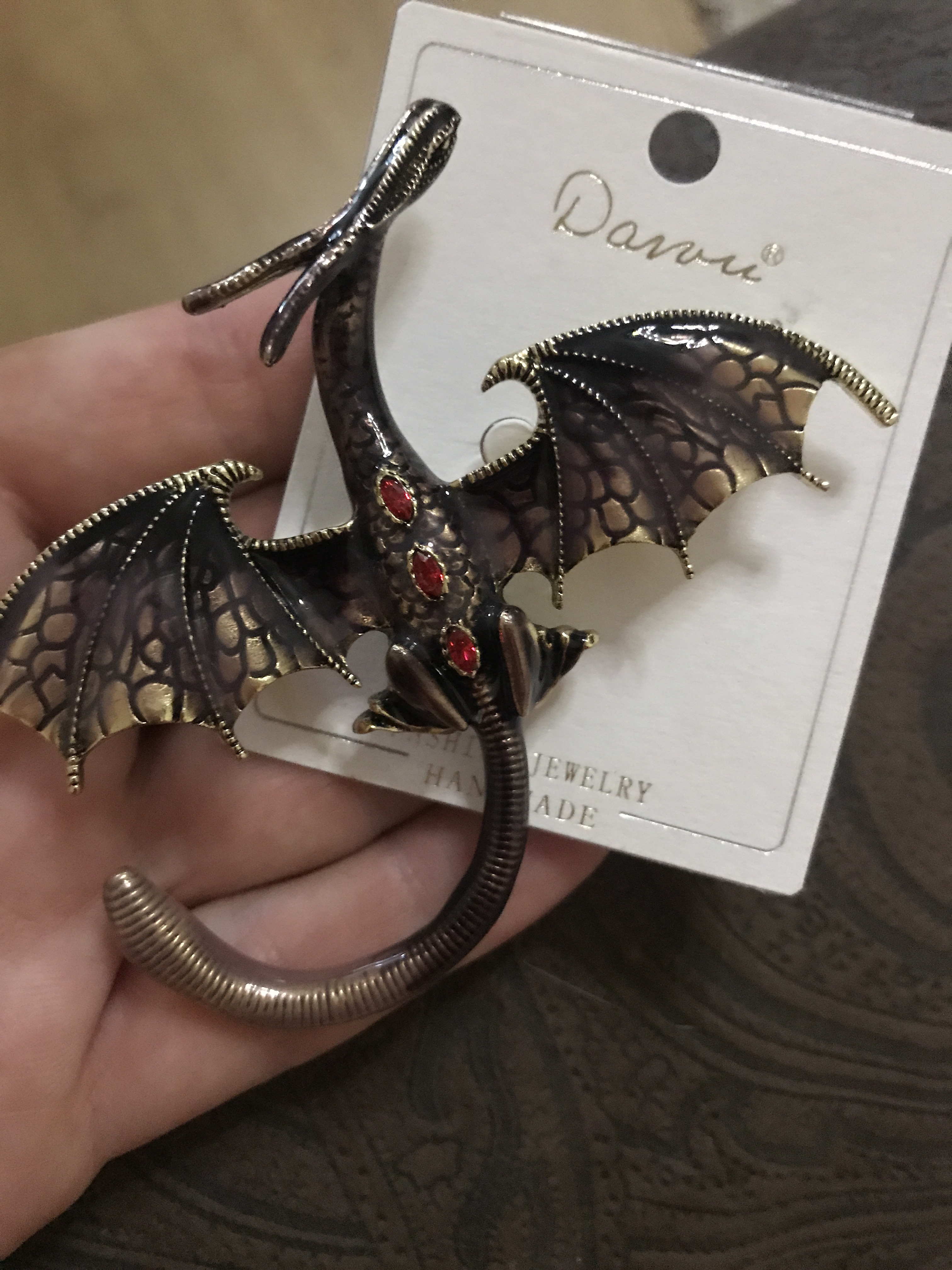 Фотография покупателя товара Брошь «Дракон» летящий, цвет сливовый в чернёном золоте - Фото 9