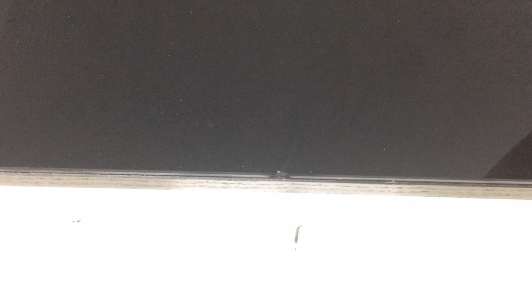 Фотография покупателя товара Тумба под ТВ подвесная №2, 1800х420х300, Белый ЛДСП/Чёрное стекло - Фото 110