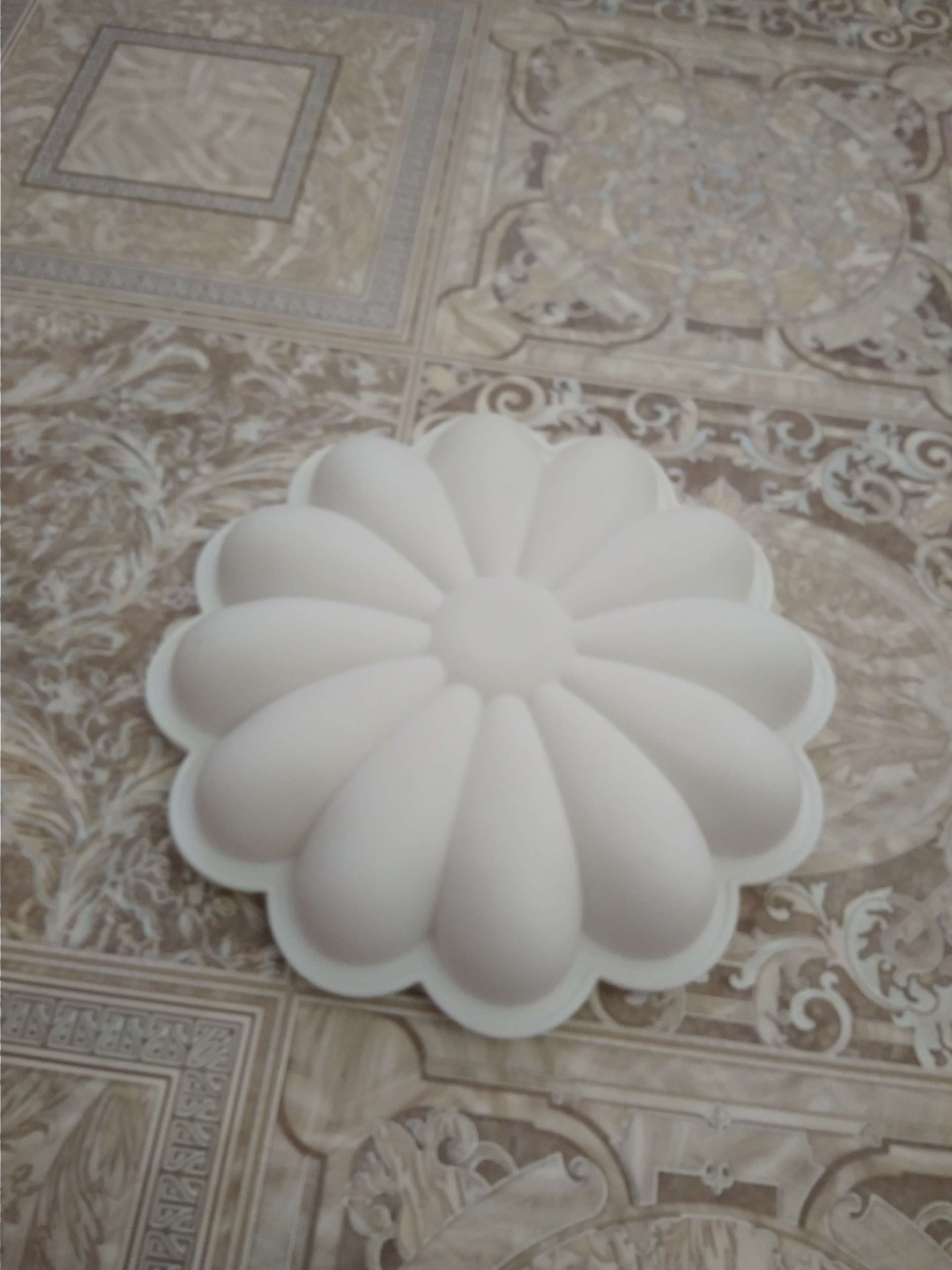 Фотография покупателя товара Форма для муссовых десертов и выпечки KONFINETTA «Ромашка», силикон, 22×4,5 см, цвет белый