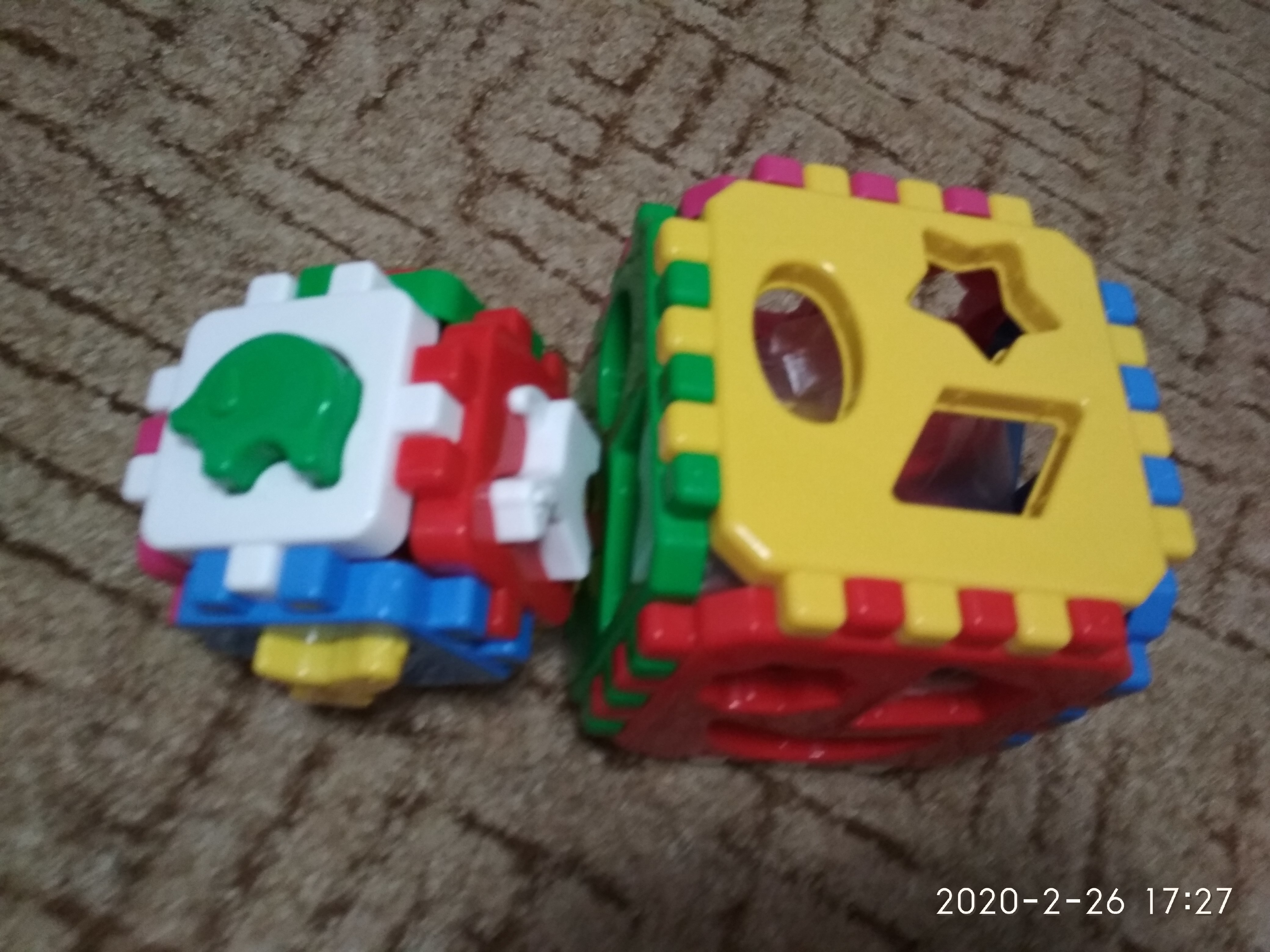 Фотография покупателя товара Развивающая игрушка-куб «Умный малыш 1+1», 36 элементов, МИКС - Фото 2
