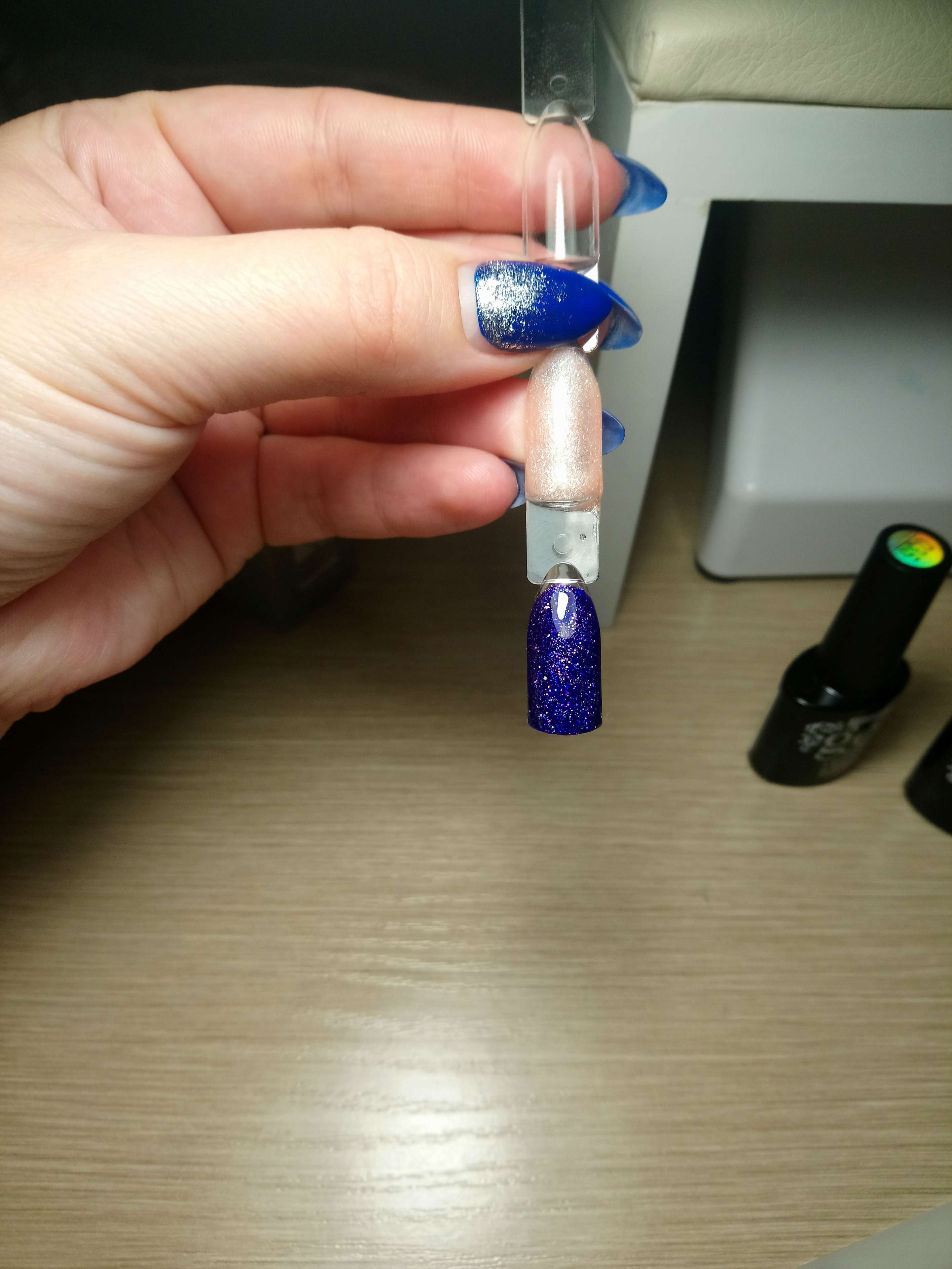Фотография покупателя товара Гель-лак для ногтей, 5284-442, трёхфазный, LED/UV, 10мл, цвет 5284-442 фиолетовый блёстки - Фото 18