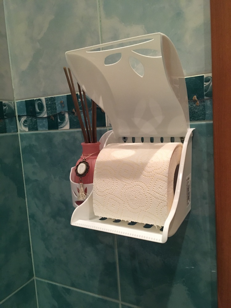 Фотография покупателя товара Держатель для туалетной бумаги и освежителя воздуха, цвет МИКС - Фото 11