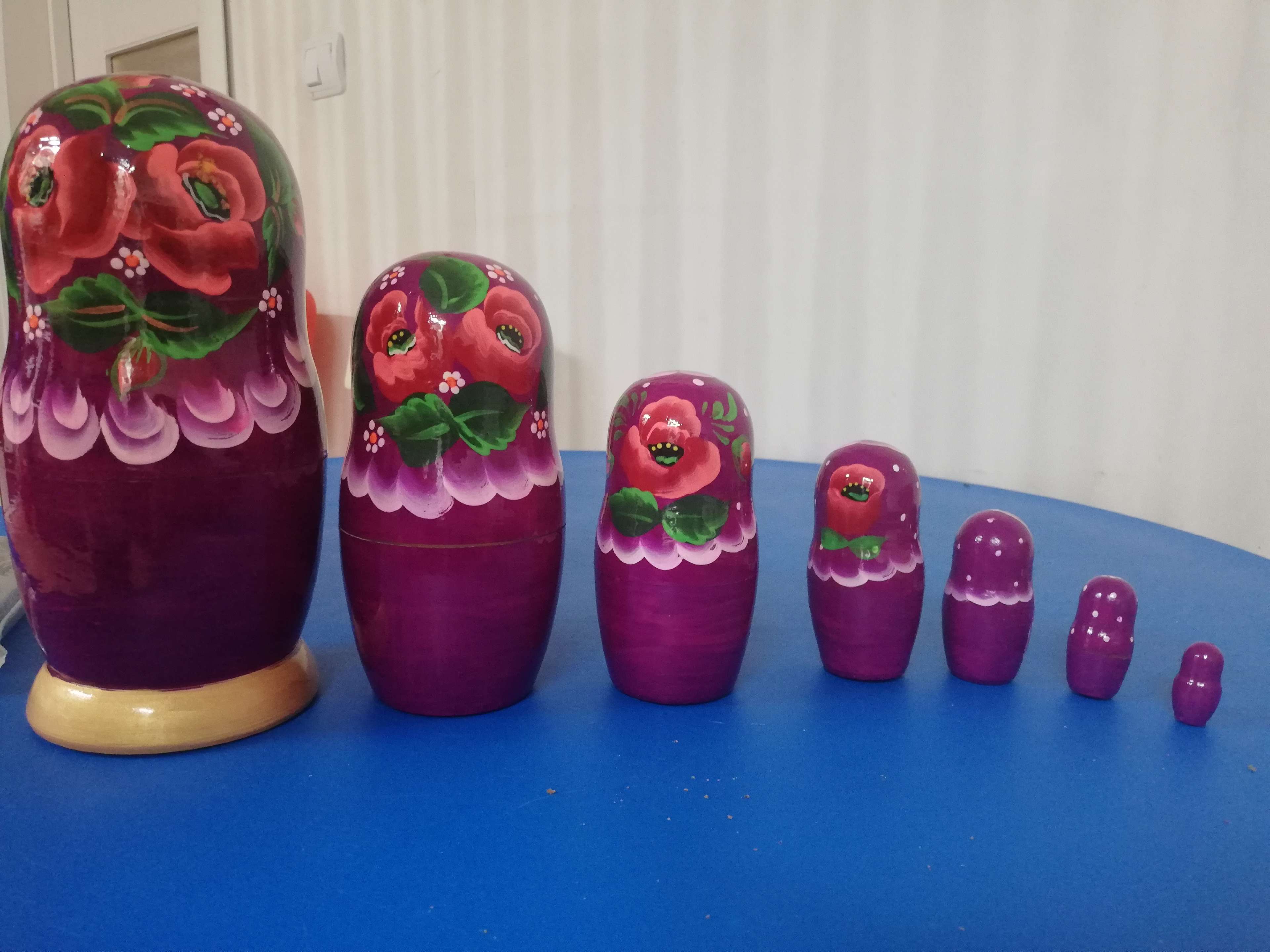 Фотография покупателя товара Матрёшка «Маки», фиолетовый платок, 7 кукольная, 22 см