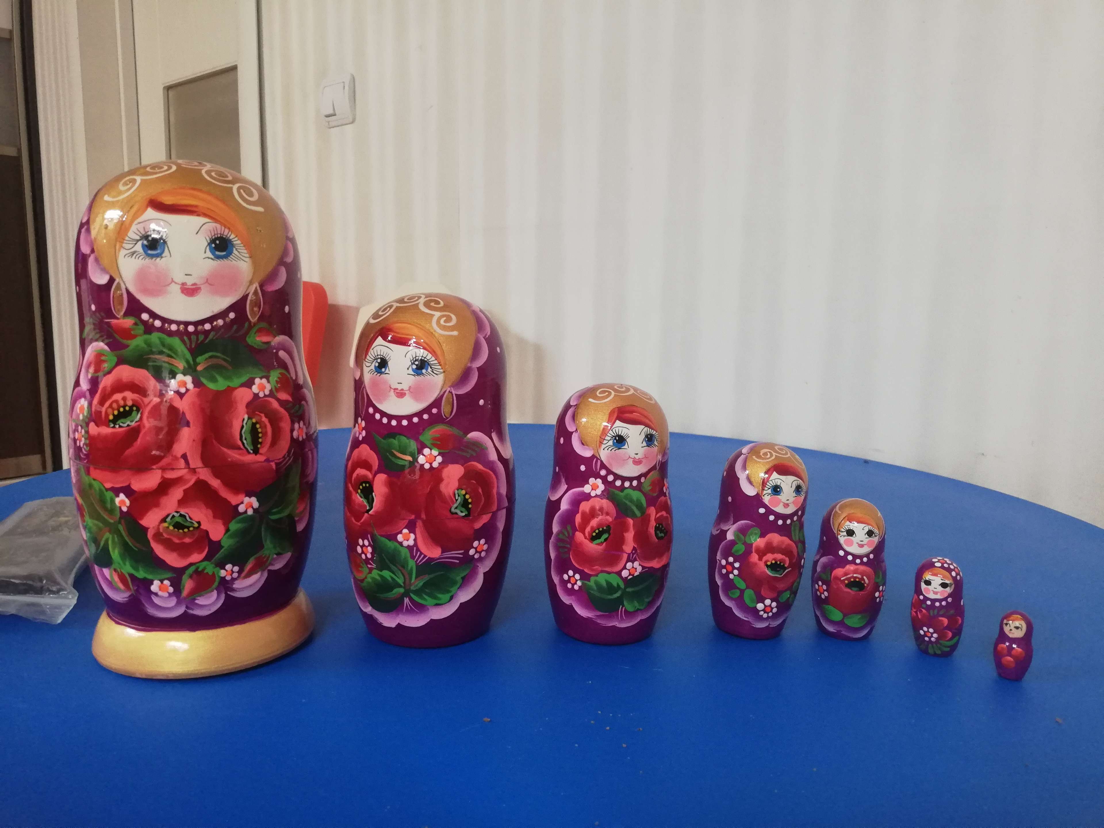 Фотография покупателя товара Матрёшка «Маки», фиолетовый платок, 7 кукольная, 22 см - Фото 2