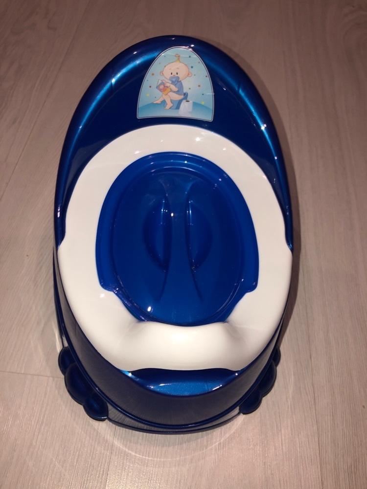 Фотография покупателя товара Горшок детский антискользящий «Бэйби-Комфорт» с крышкой, съёмная чаша, цвет голубой, синий - Фото 16