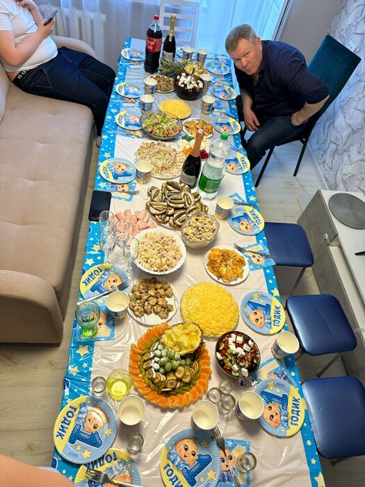 Фотография покупателя товара Салфетки бумажные «1 годик», 25×25 см, набор 20 шт. - Фото 2