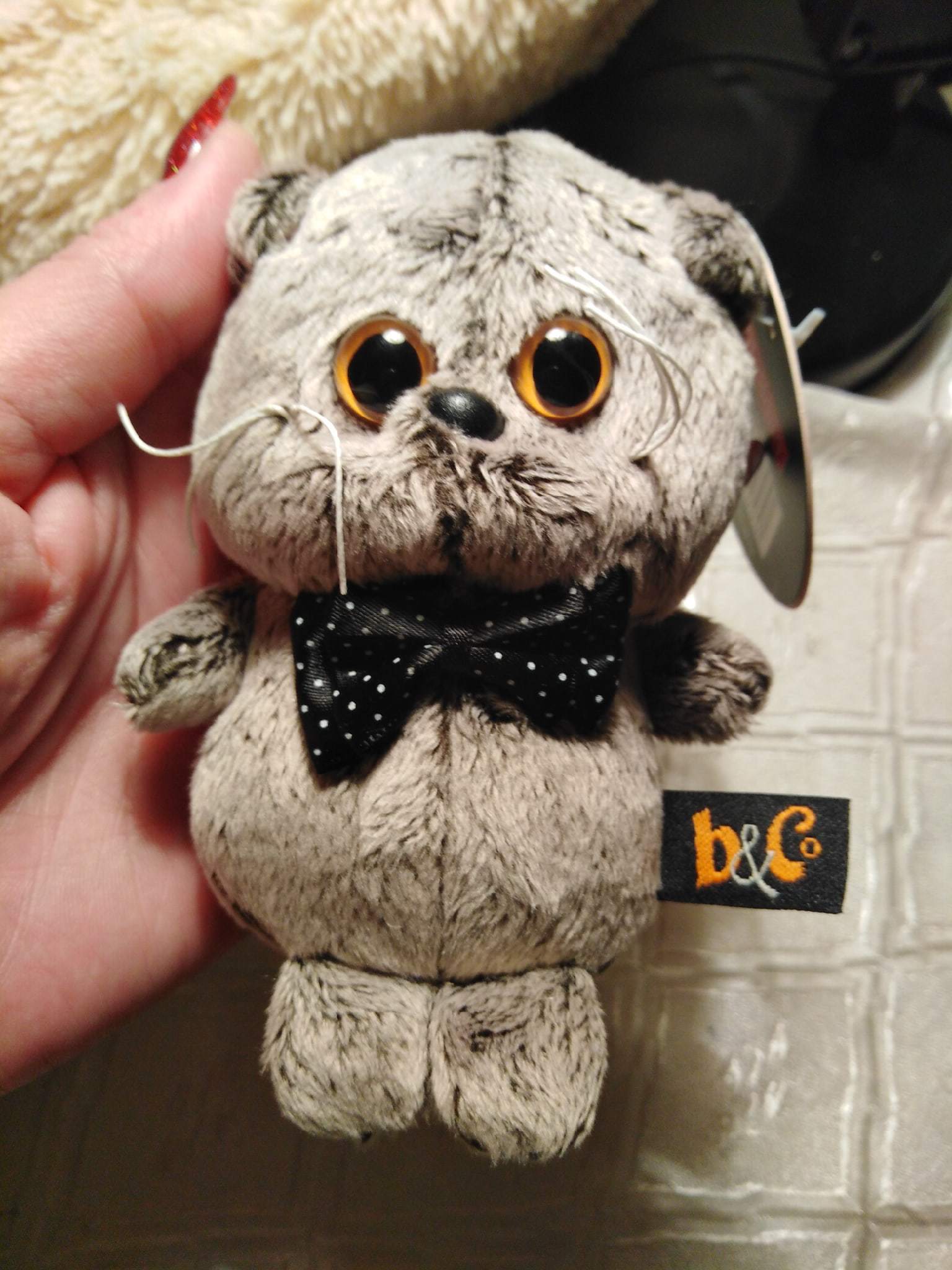 Фотография покупателя товара Мягкая игрушка-брелок «Кот Басик с бантиком-бабочкой», 12 см
