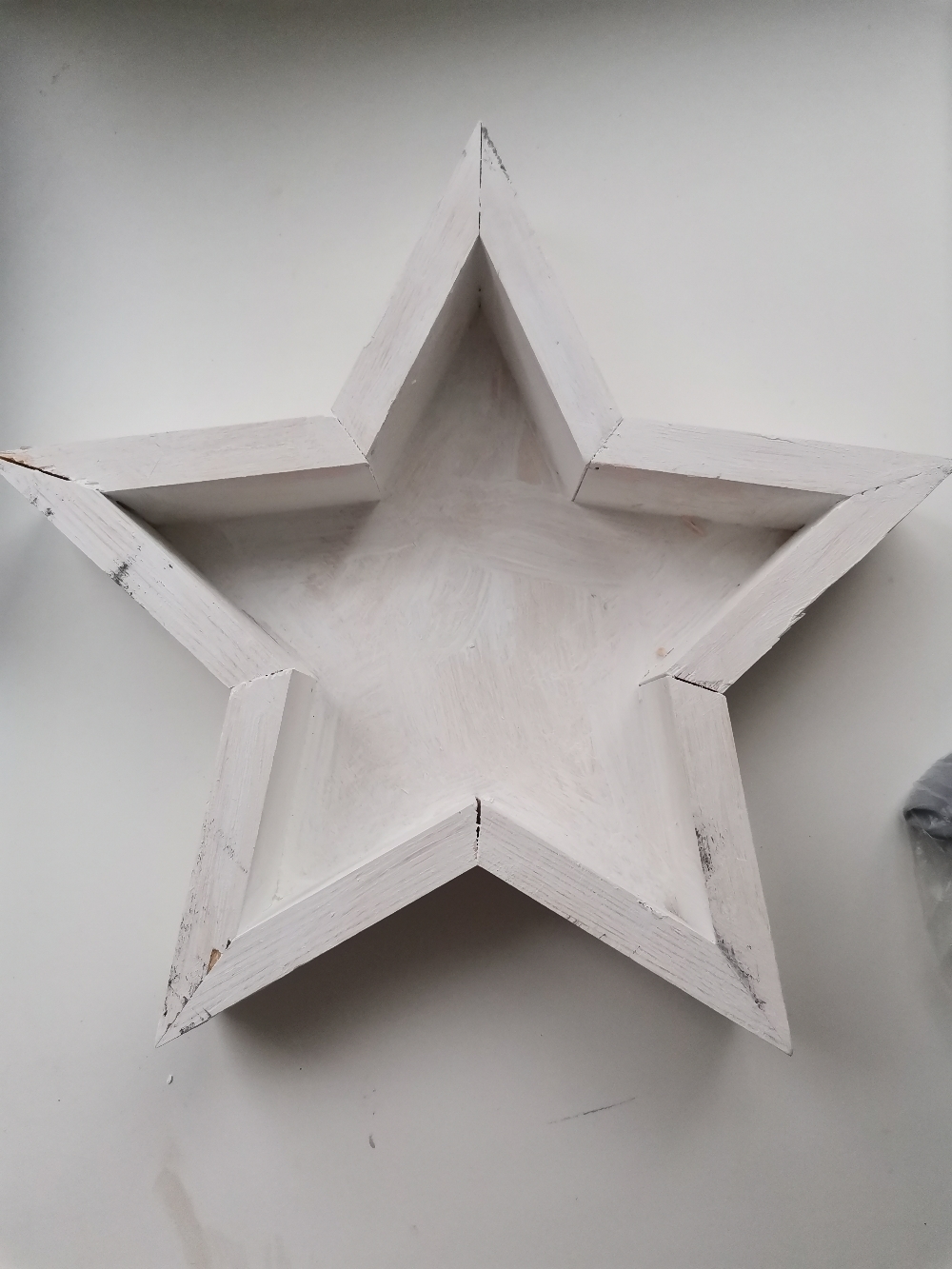 Фотография покупателя товара Кашпо деревянное 27×27×4.5 см "Звезда", белая кисть - Фото 7