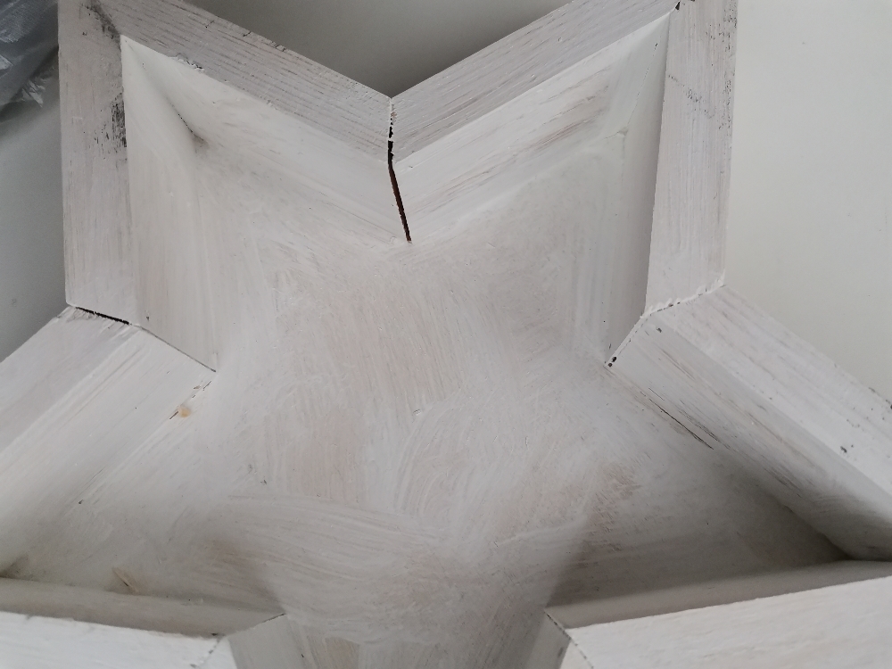 Фотография покупателя товара Кашпо деревянное 27×27×4.5 см "Звезда", белая кисть - Фото 6