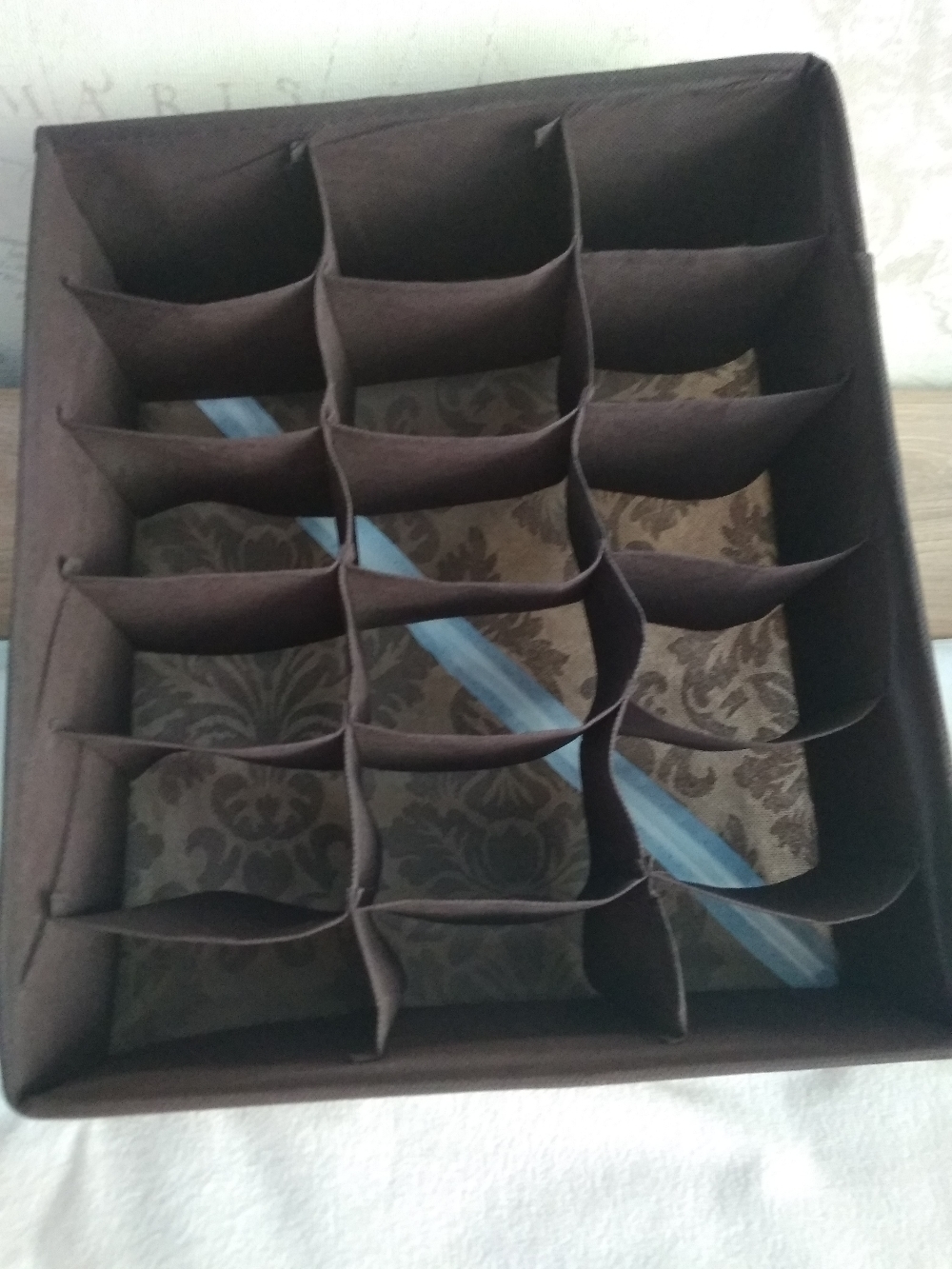 Фотография покупателя товара Органайзер для хранения белья «Вензель», 18 отделений, 35×30×12 см, цвет коричнево-бежевый - Фото 4