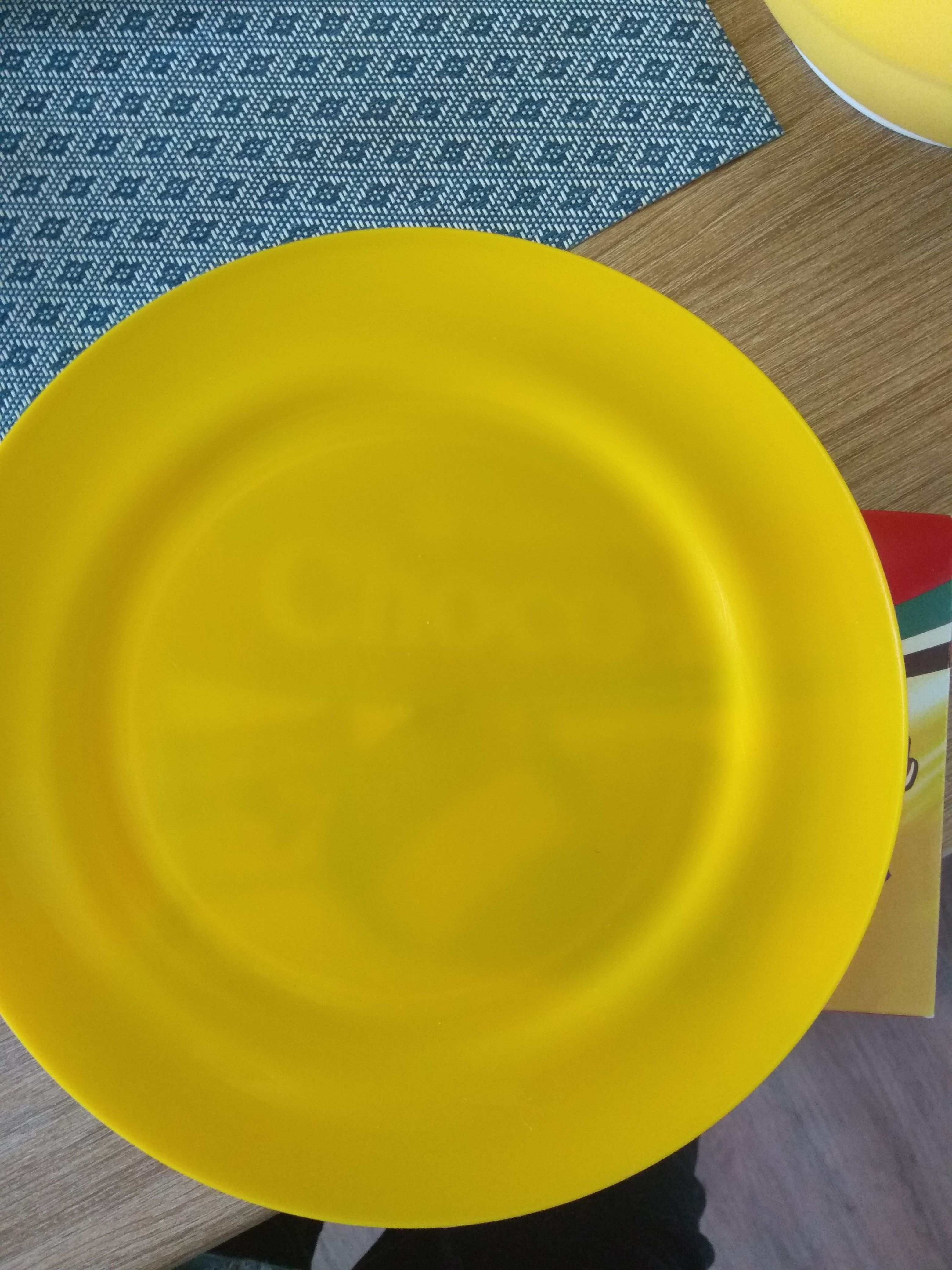 Фотография покупателя товара Набор тарелок 20 см, 3 шт, цвет МИКС - Фото 2