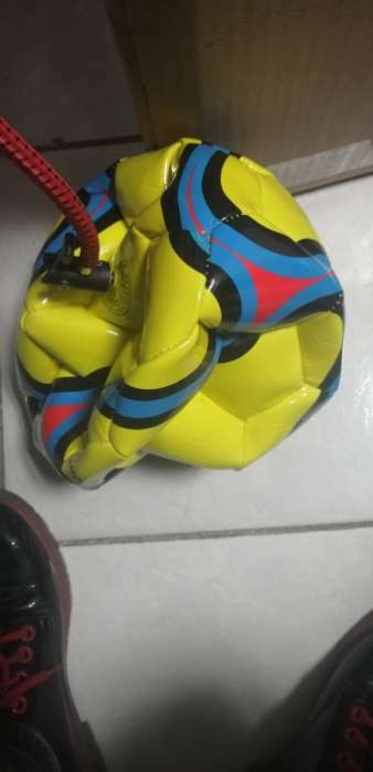 Фотография покупателя товара Мяч футбольный ONLYTOP, PVC, машинная сшивка, 32 панели, р. 5, цвет МИКС - Фото 1