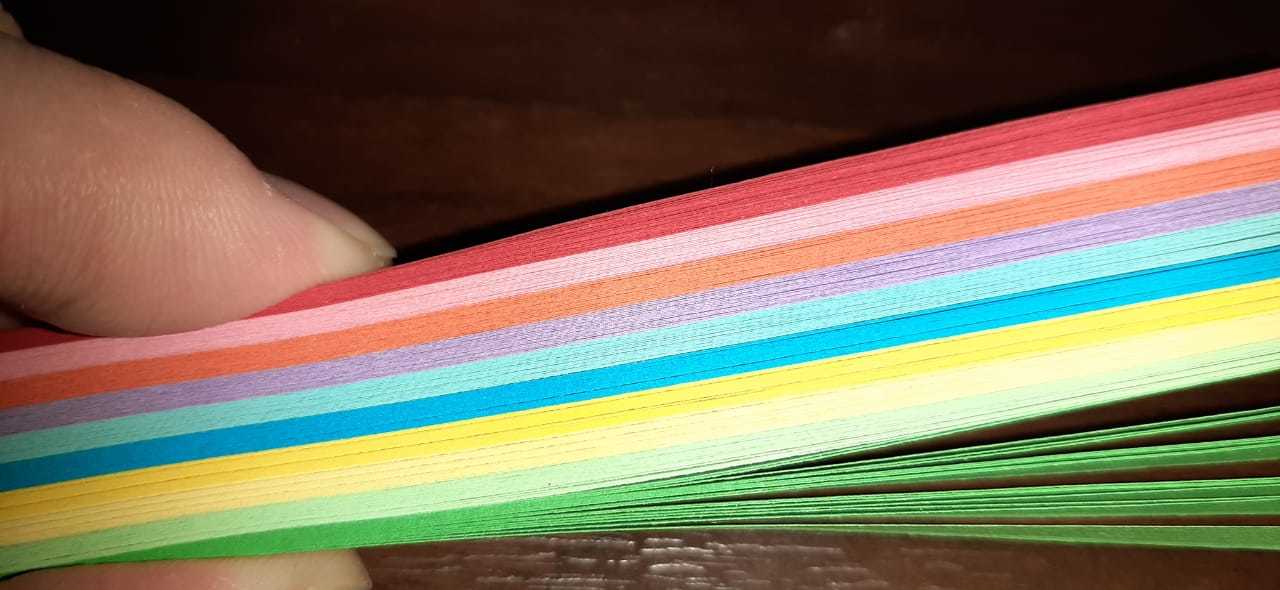 Фотография покупателя товара Полоски для квиллинга "Цветные" (набор 200 полосок) МИКС ширина 0,8 см (0,8х24 см) - Фото 1