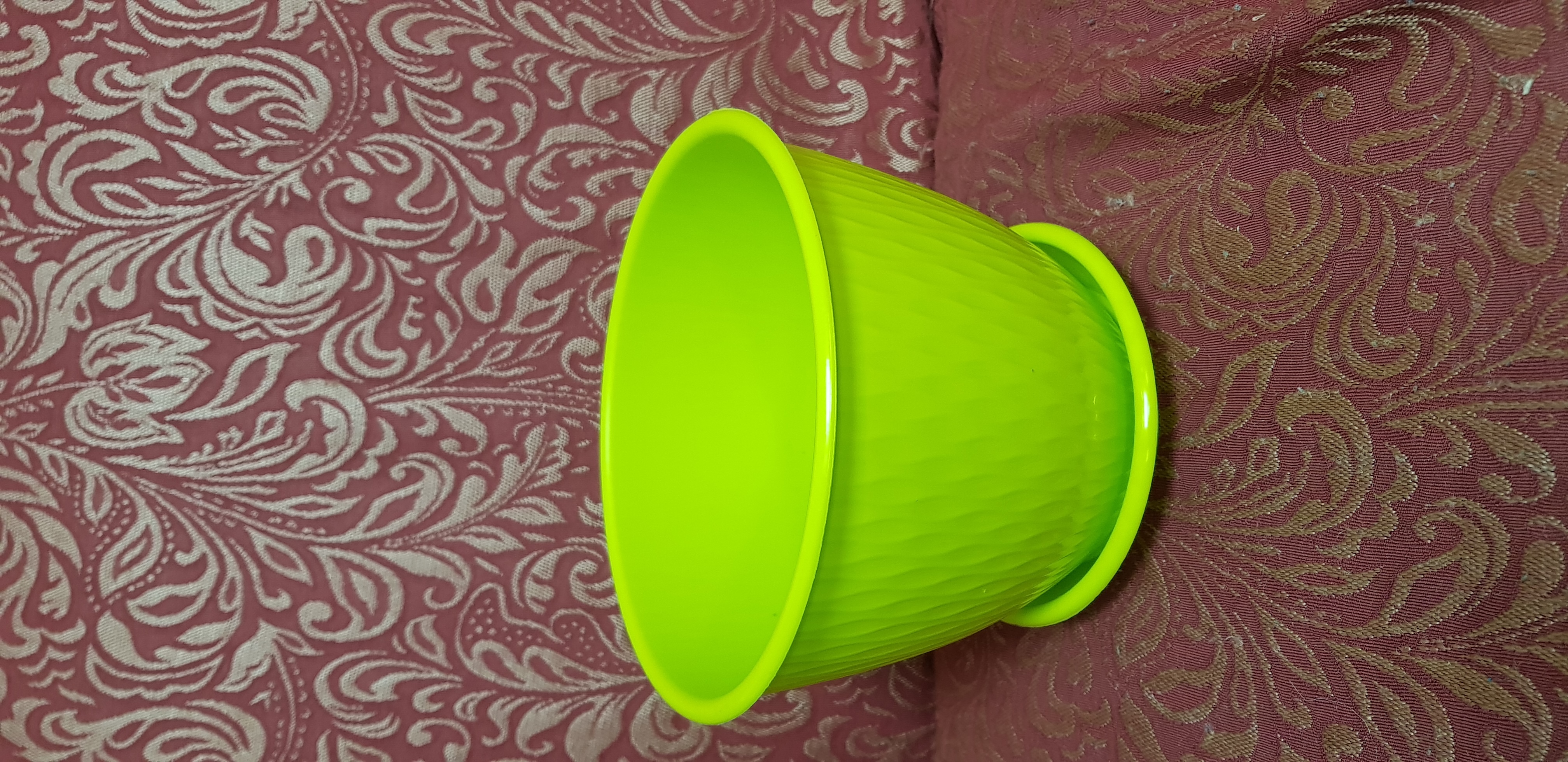 Фотография покупателя товара Цветочный горшок с поддоном «Корсика», 2,4 л, d=19, цвет белый - Фото 3