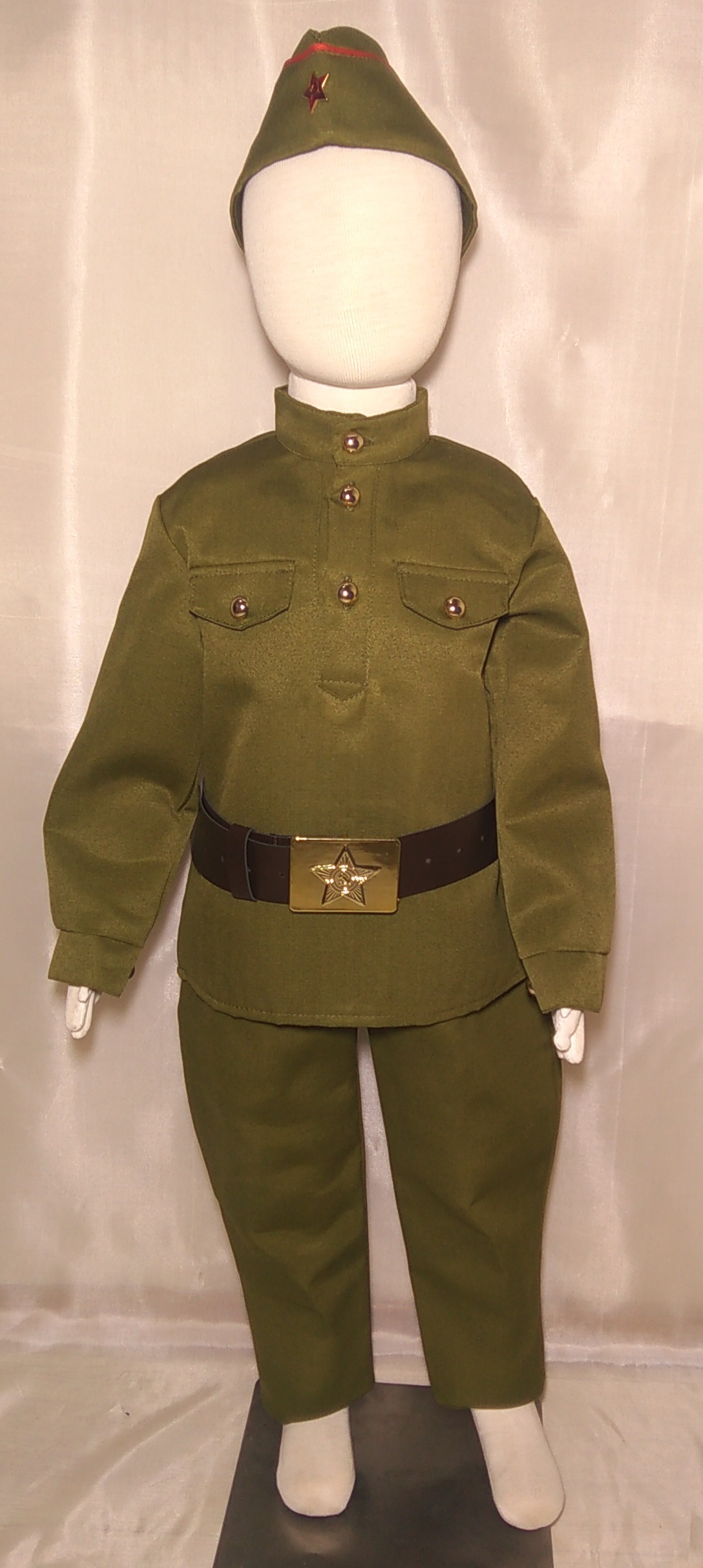 Фотография покупателя товара Детский карнавальный костюм "Военный", брюки, гимнастёрка, ремень, пилотка, рост 92-104 см - Фото 4