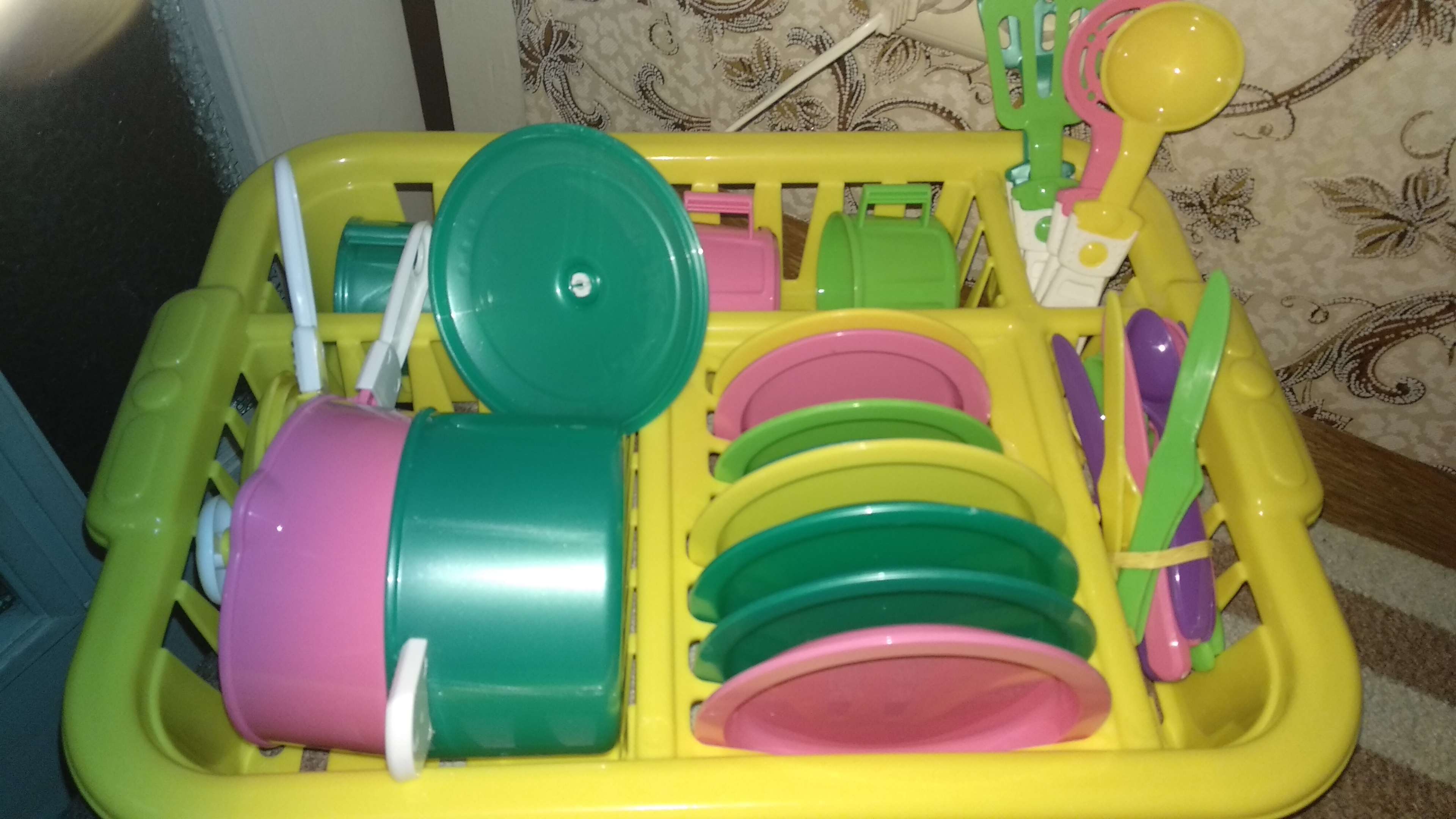 Фотография покупателя товара Набор посуды «Ириска 5», цвета МИКС