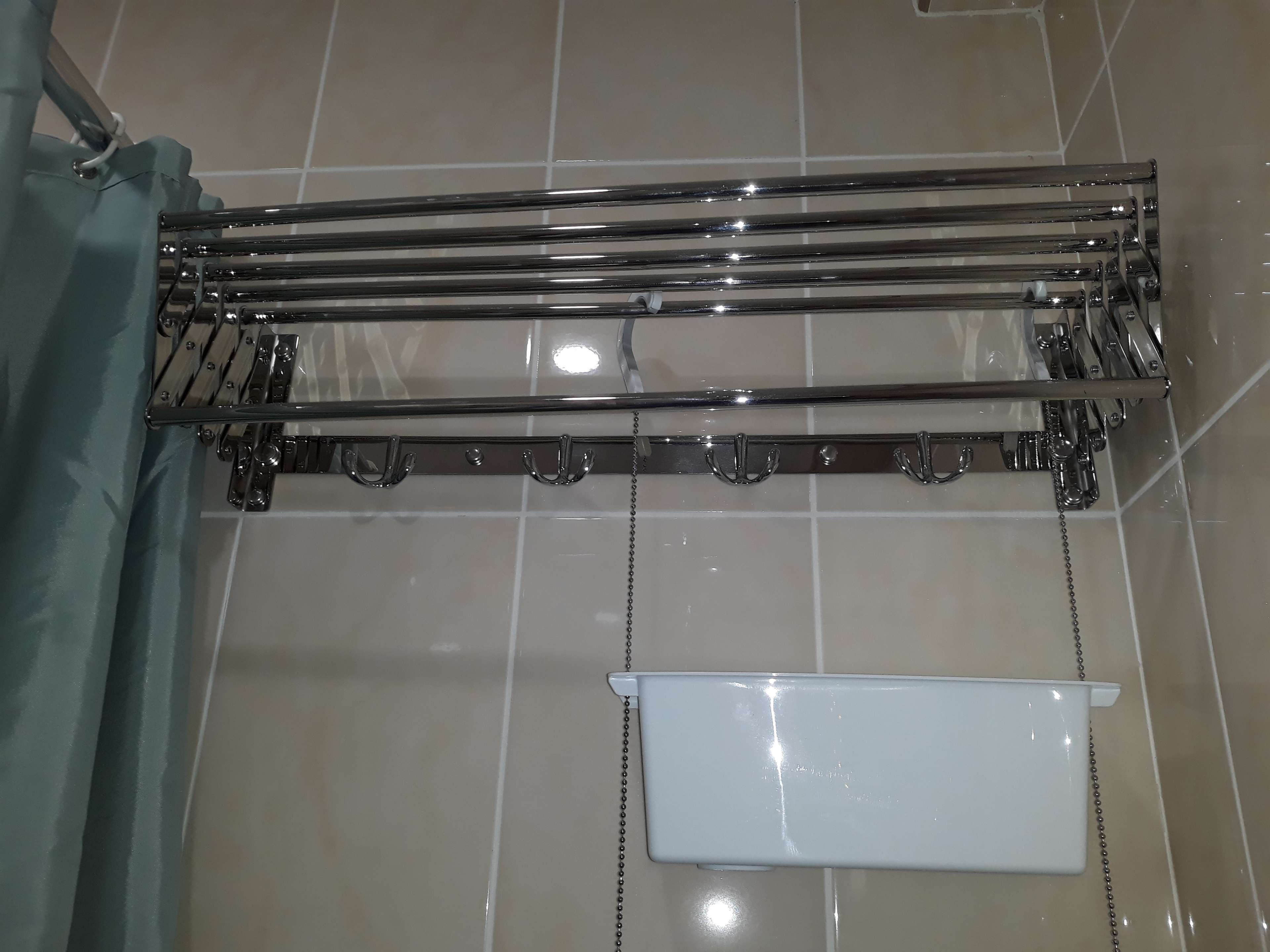 Фотография покупателя товара Полка подвесная для ванной, 10 × 28,8 см, цвет белый - Фото 1