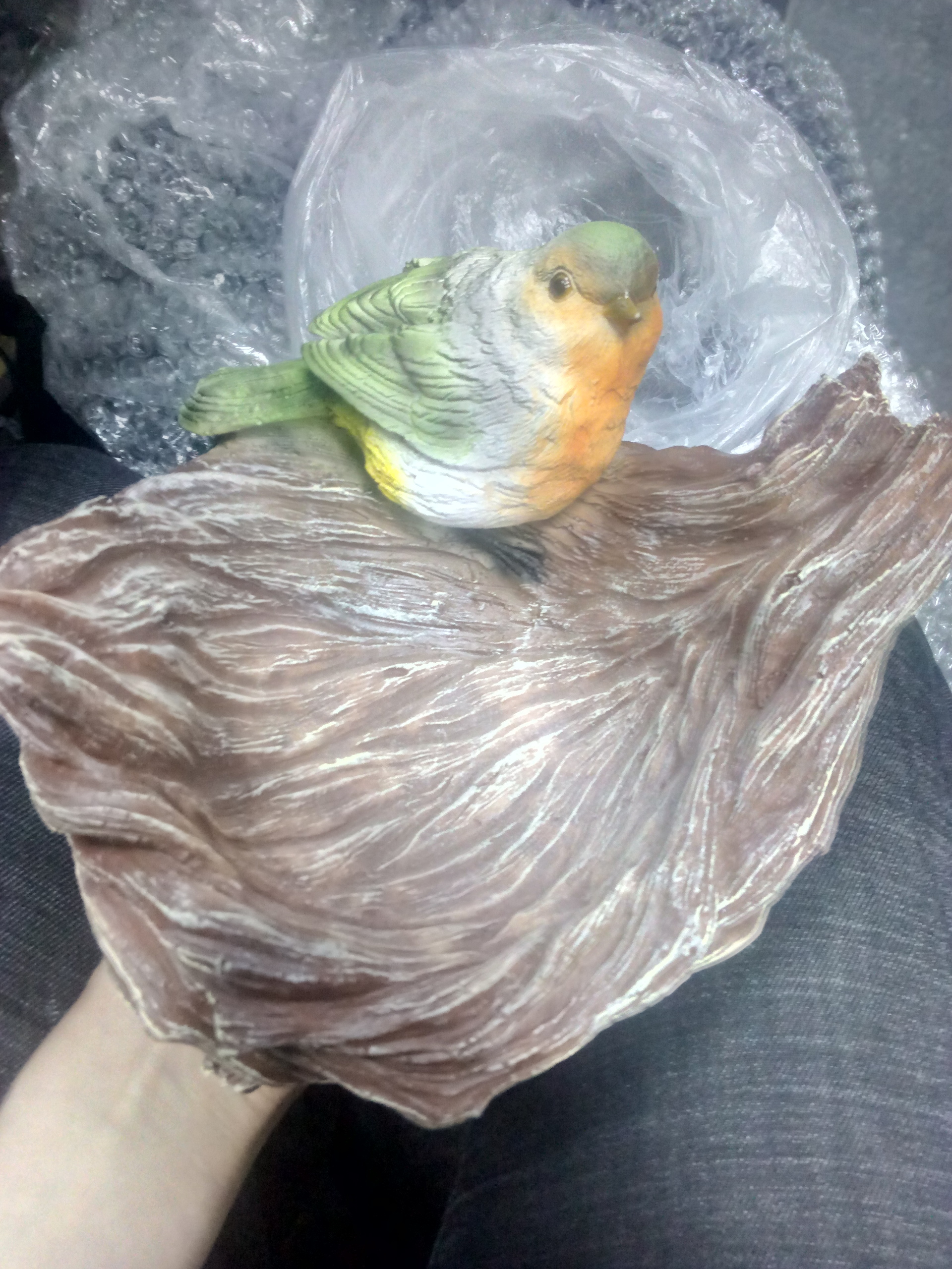 Фотография покупателя товара Декоративная кормушка для сада "Гнездо с птичкой" из полистоуна, 18х12см, маленькая - Фото 1