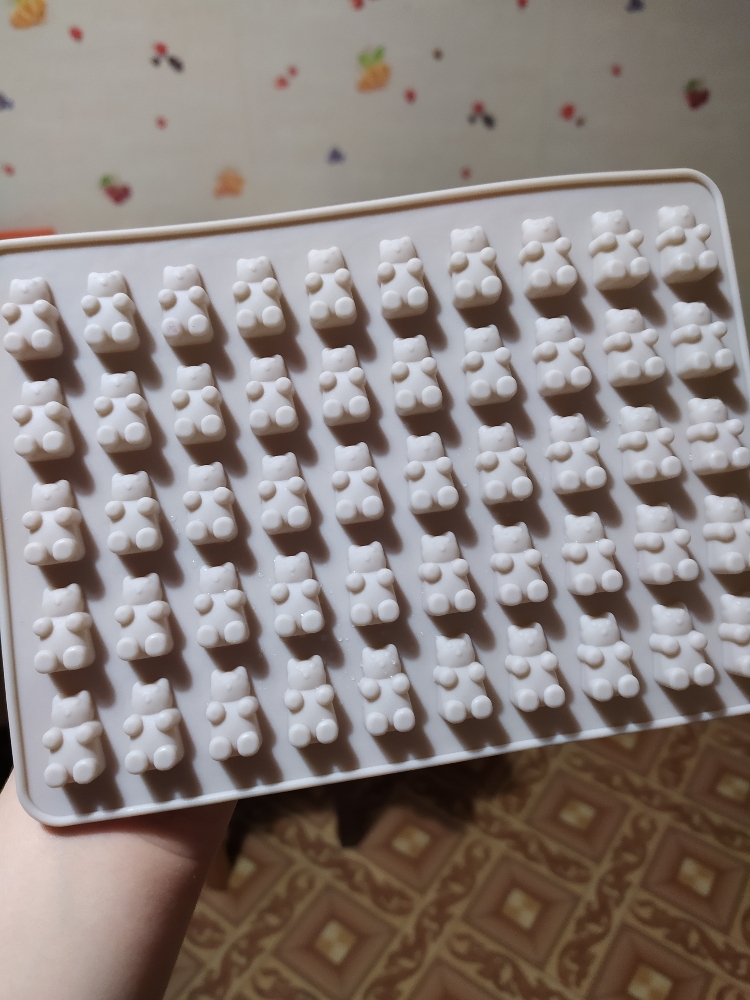 Фотография покупателя товара Форма для мармелада Доляна «Сладкие мишки», силикон, 18,8×13,8 см, 50 ячеек, цвет МИКС - Фото 34