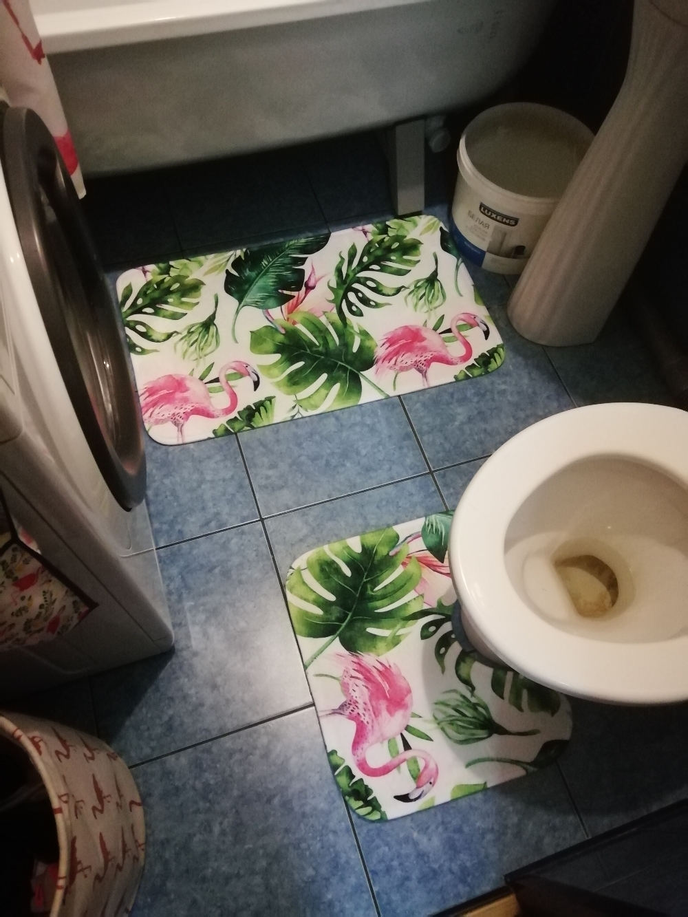 Фотография покупателя товара Набор ковриков для ванной и туалета Доляна «Фламинго», 2 шт, 40×43, 43×73 см - Фото 1