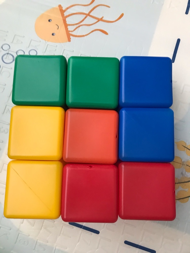 Фотография покупателя товара Набор цветных кубиков, 9 штук 6 х 6 см - Фото 2