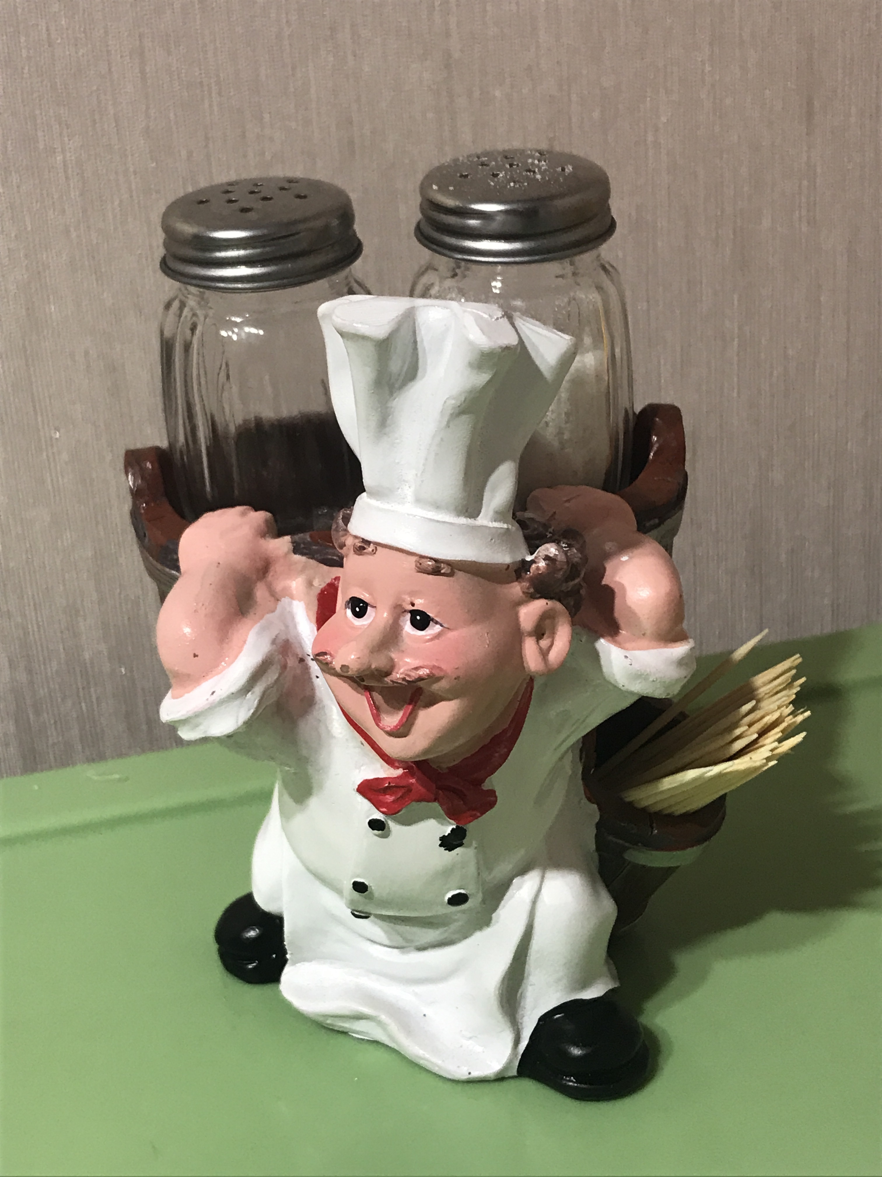 Фотография покупателя товара Набор для специй на подставке «Повар», 3 предмета: солонка 50 мл, перечница 50 мл, подставка с ёмкостью для зубочисток, фигурка МИКС - Фото 1