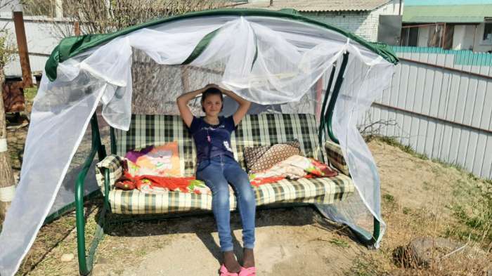 Фотография покупателя товара Качели садовые "Мадрид", 209 х 127 х 166 см, макс. нагрузка 220 кг, цвет зеленый - Фото 12