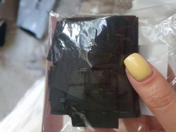 Фотография покупателя товара Застёжка для бюстгальтера, 3 ряда 2 крючка, 3.3×2.8 см, 3.3×5 см, 10 шт., чёрная - Фото 5