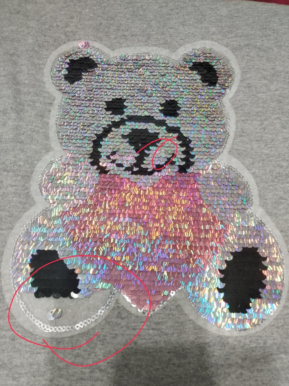 Фотография покупателя товара Термоаппликация двусторонняя «Медведь», с пайетками, 19 × 17 см, цвет розовый/серебряный - Фото 6