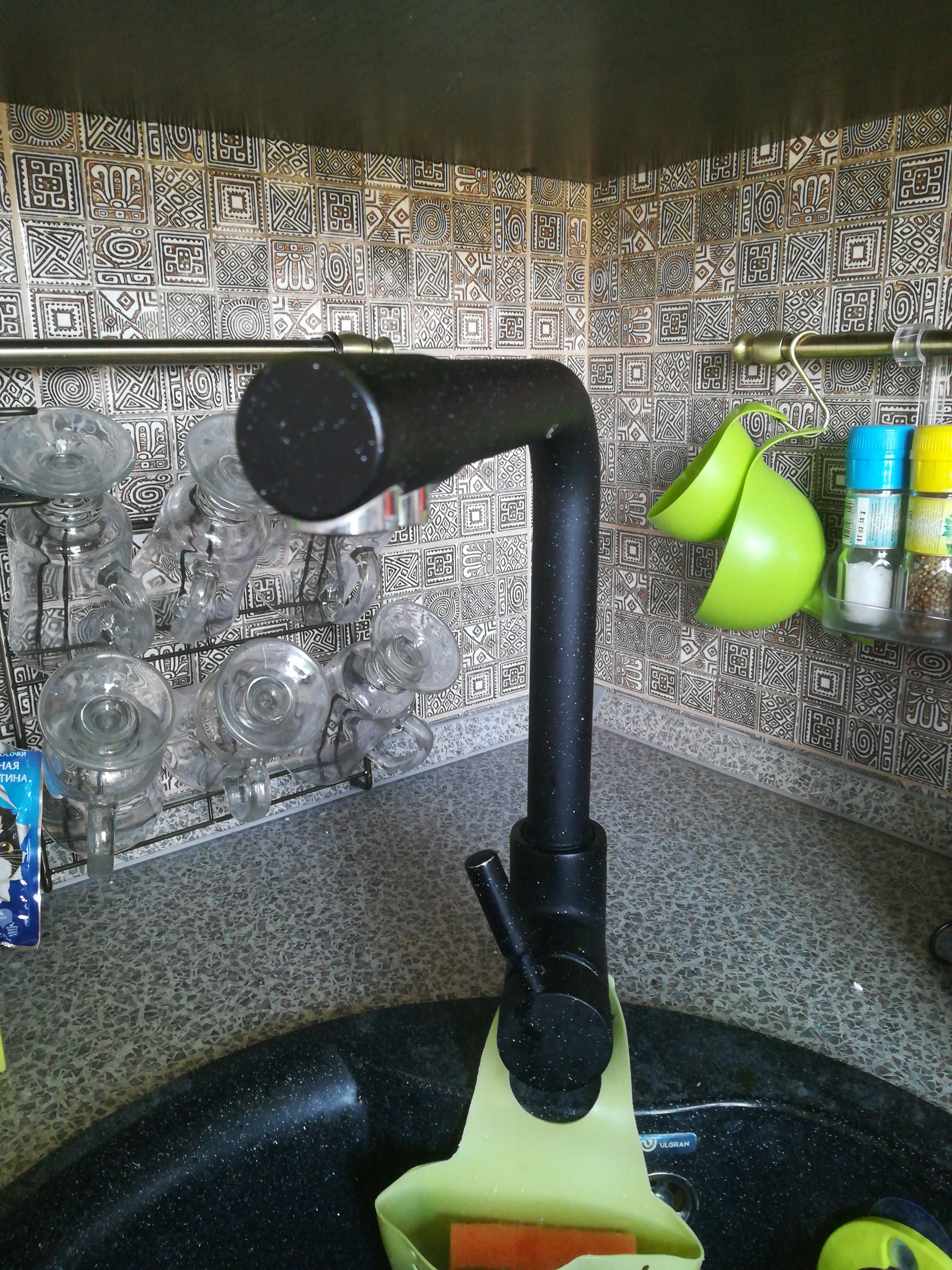 Фотография покупателя товара Смеситель для кухни Accoona A5179-4E, с выходом для питьевой воды, латунь, цвет бежевый - Фото 7