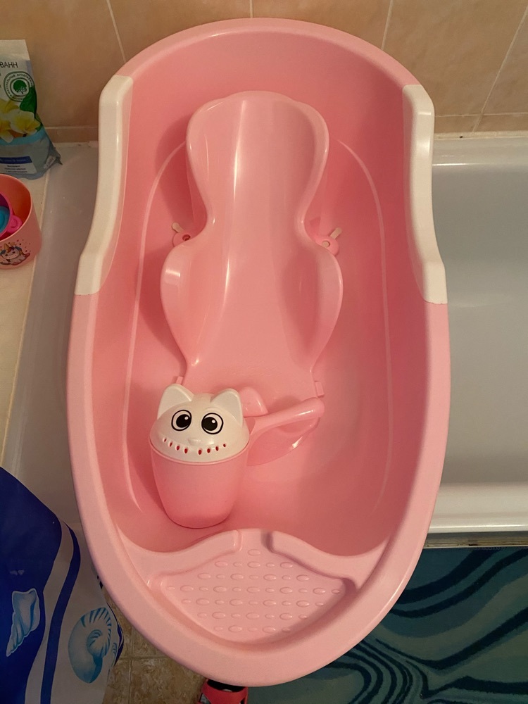 Фотография покупателя товара Набор для купания детский, ванночка 86 см., горка, ковш -лейка, цвет розовый - Фото 4