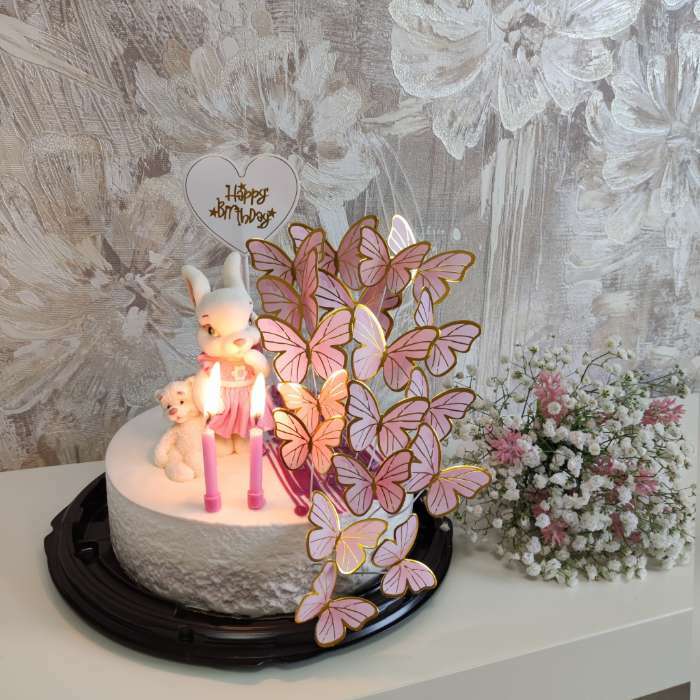 Фотография покупателя товара Набор для украшения торта «Бабочки» 10 шт., цвет розовый - Фото 6