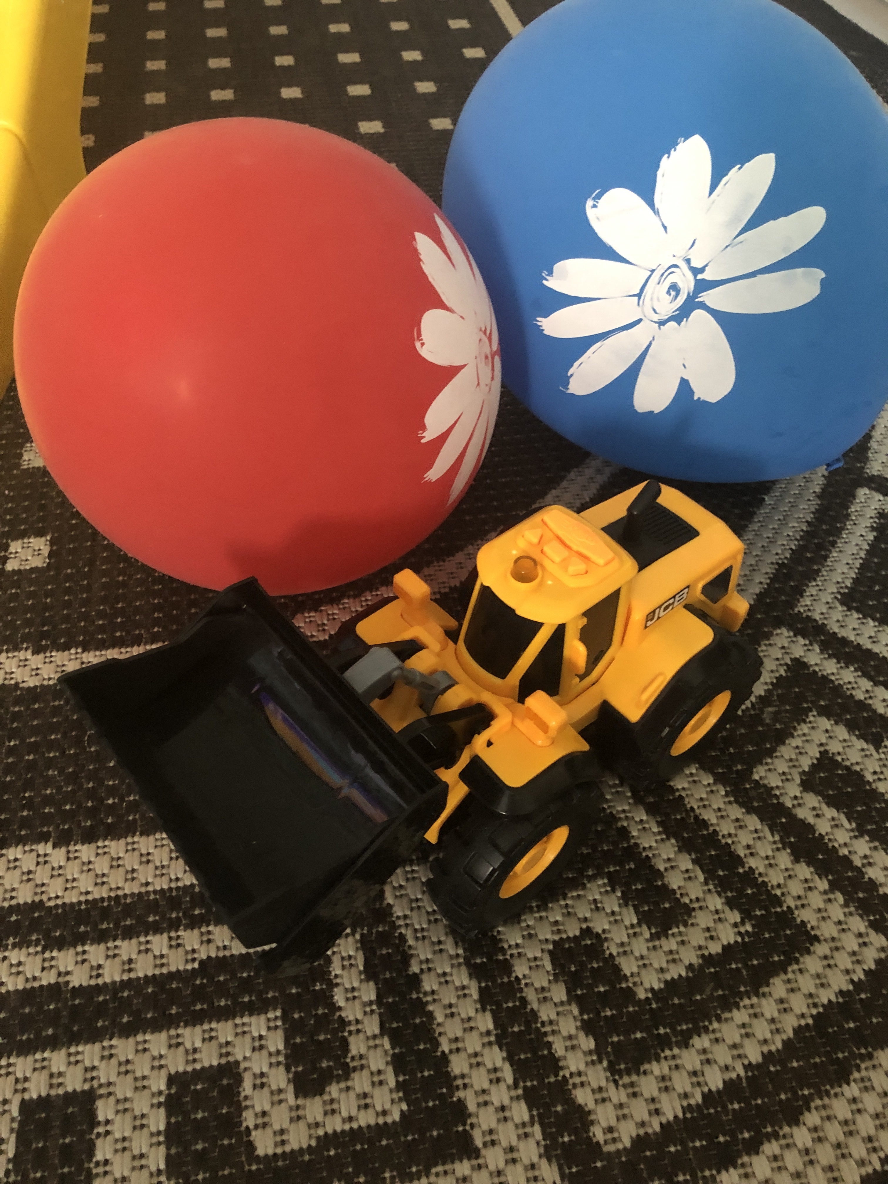 Фотография покупателя товара Игрушка «Погрузчик JCB» - Фото 1