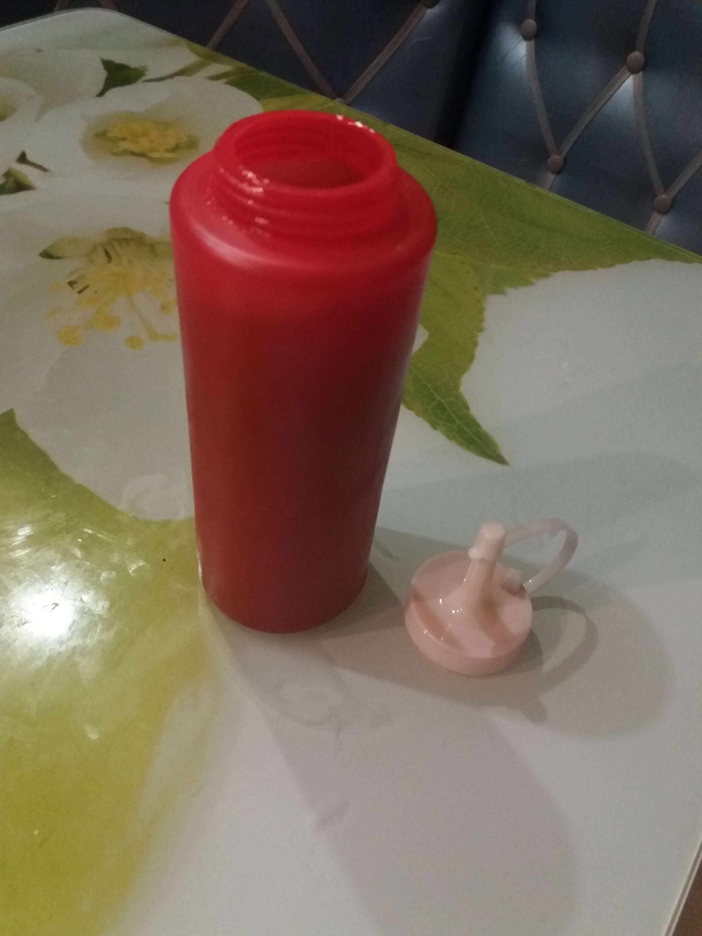 Фотография покупателя товара Ёмкость для соуса, 400 мл, 6×19 см, цвет красный - Фото 2