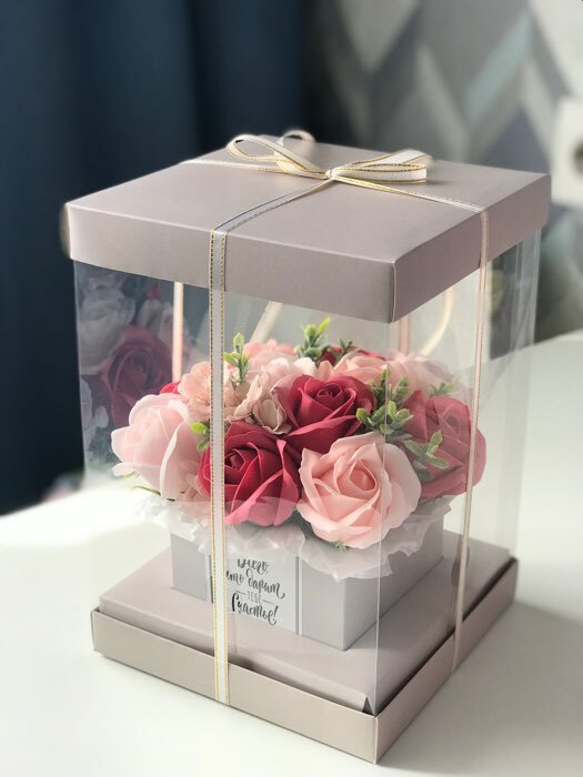 Фотография покупателя товара Коробка подарочная для цветов с вазой и PVC окнами складная, упаковка, «Серая», 16 х 23 х 16 см - Фото 5