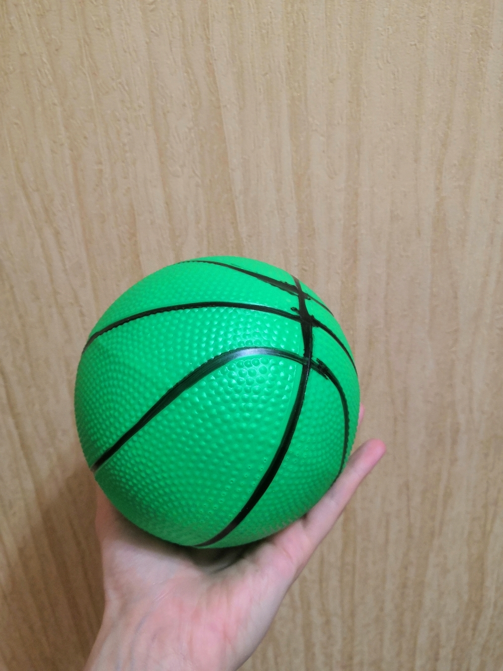 Фотография покупателя товара Мяч детский «Баскетбол», d=16 см, 70 г, цвет МИКС - Фото 6