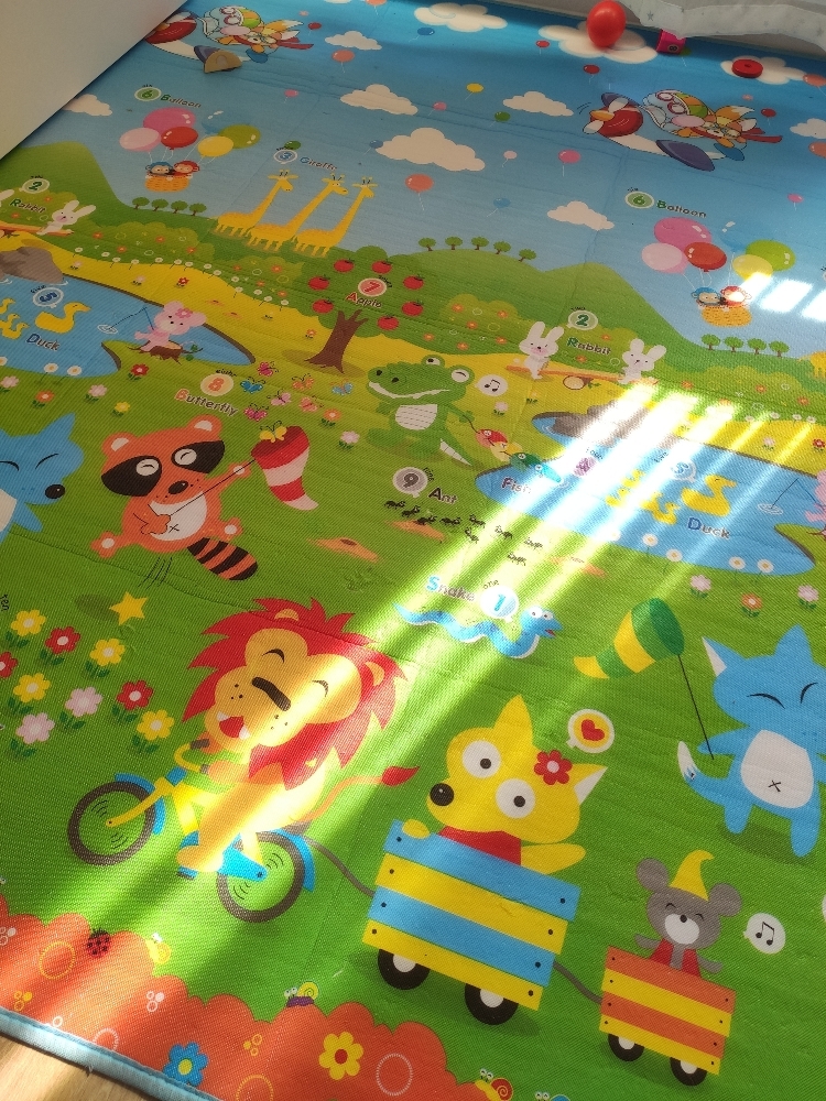 Фотография покупателя товара Игровой коврик для детей на фольгированной основе «Путешествие», размер 180х150x0,5 см, Крошка Я - Фото 2