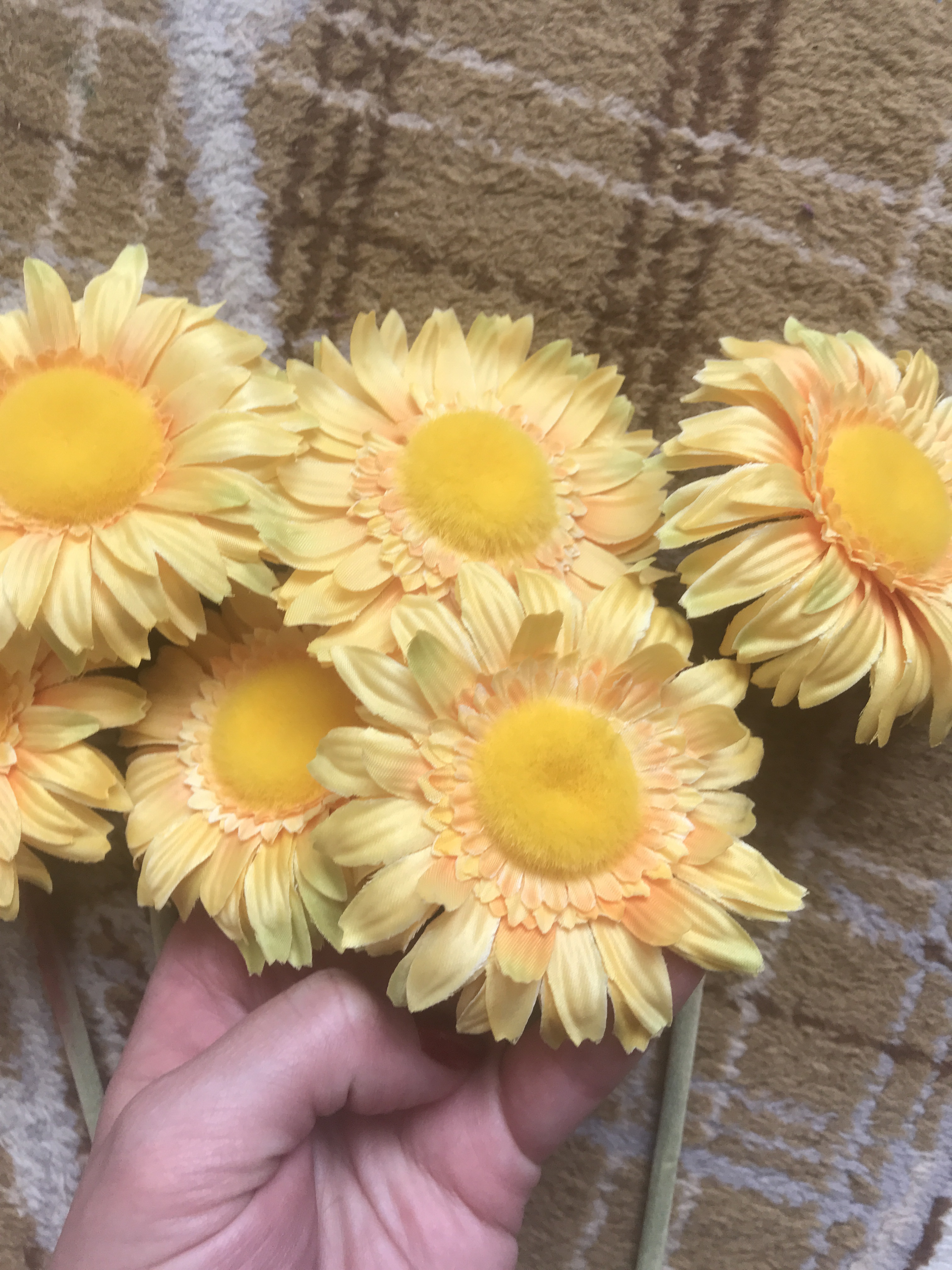 Фотография покупателя товара Цветок искусственный "Гербера Алмак" 8*44 см, жёлтый