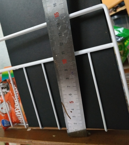 Фотография покупателя товара Корзина сетчатая навесная на полку Доляна, 40×25,5×14,5 см, цвет белый - Фото 2