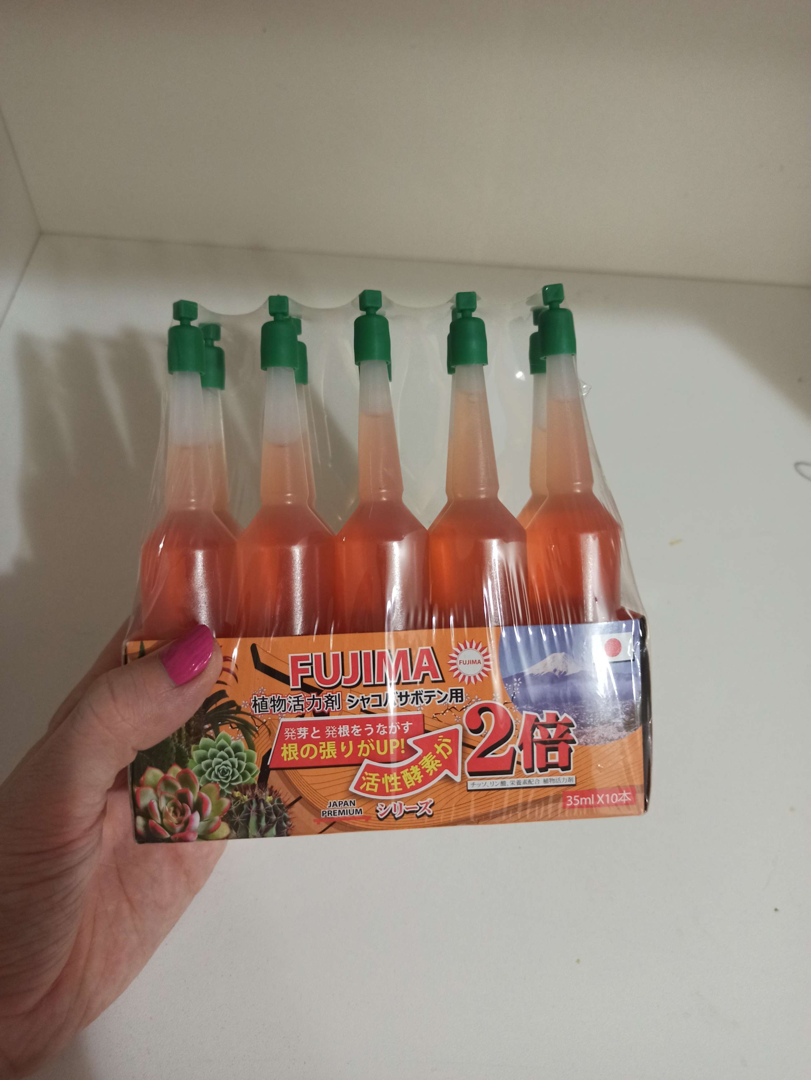 Фотография покупателя товара Удобрение японское FUJIMA, для кактусов и суккулентов, оранжевый, набор 10 шт. по 35 мл